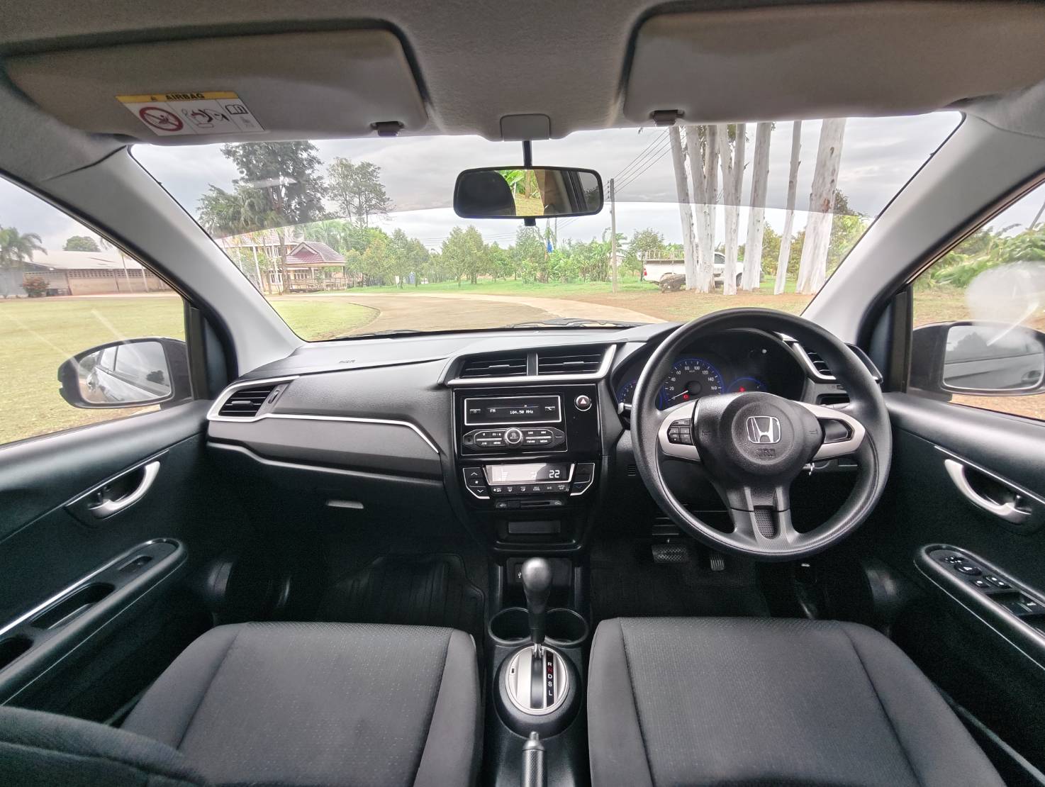 Honda Brio Amaze 1.2 V Sedan AT 2018
