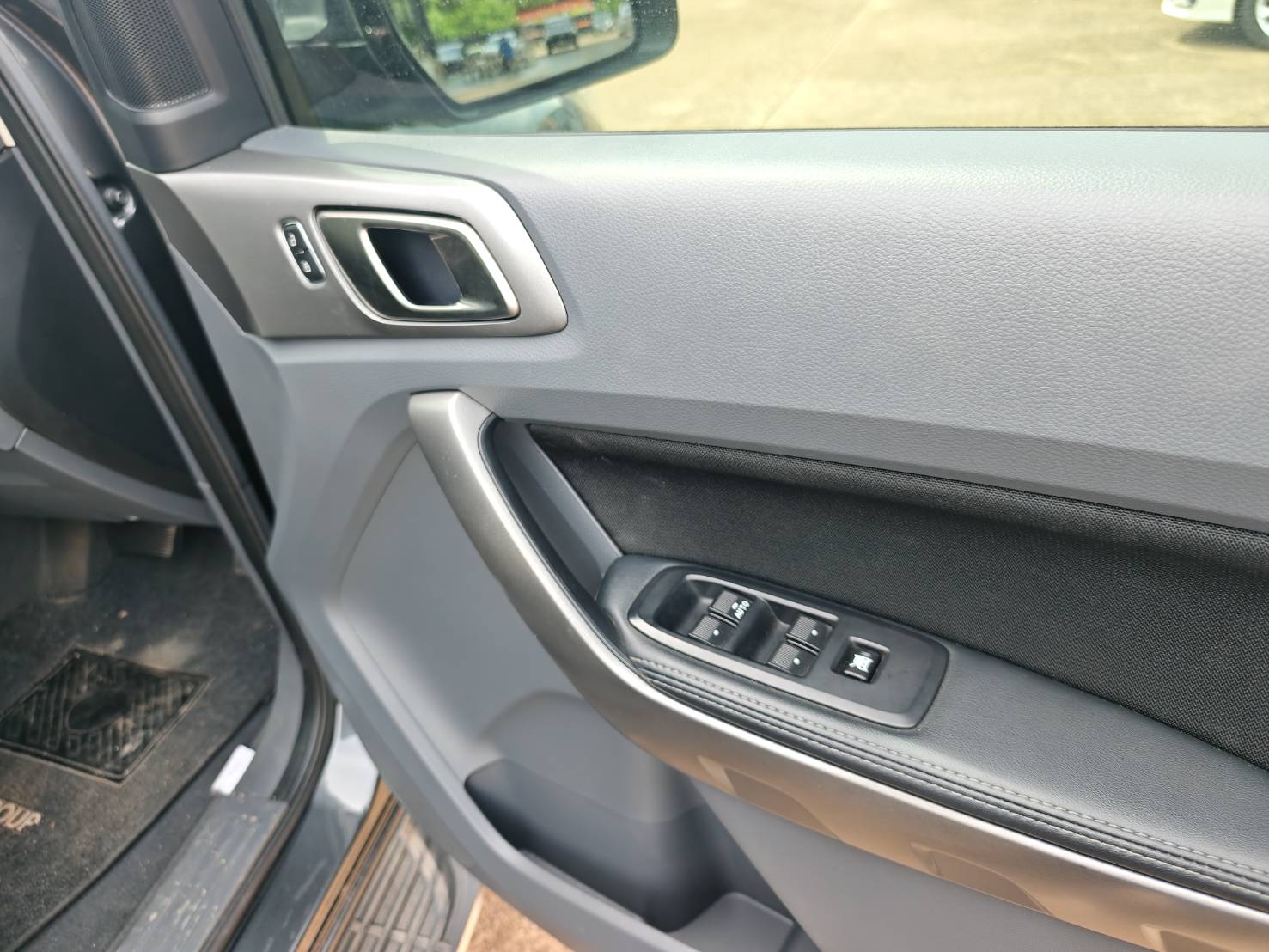 Ford Ranger All-New Double Cab 2.2 Hi-Rider XLT AT 2017