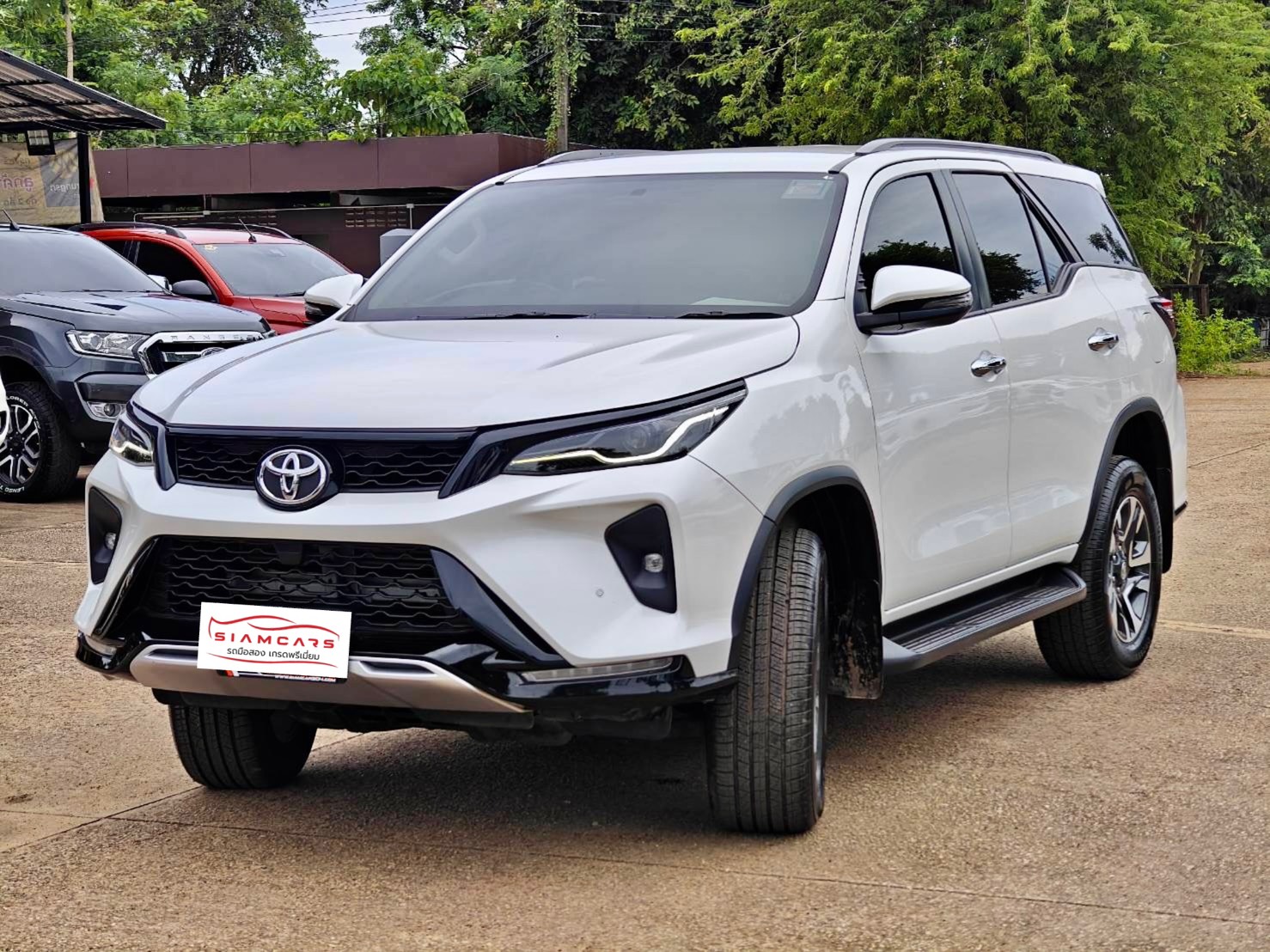 Toyota Fortuner 2.4 Legender G SUV AT 2023