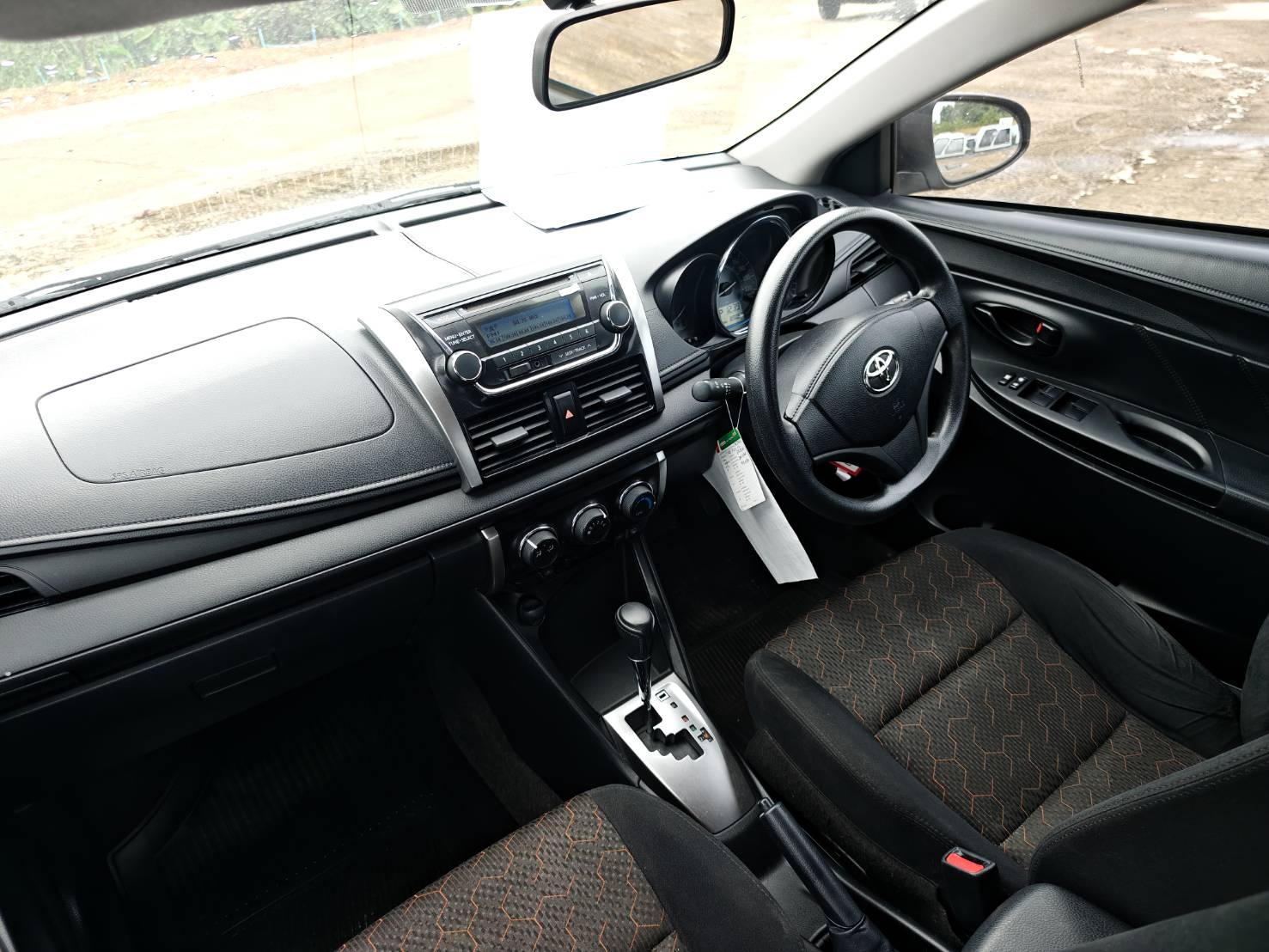 Toyota Vios 1.5 Entry Sedan AT ปี 2022