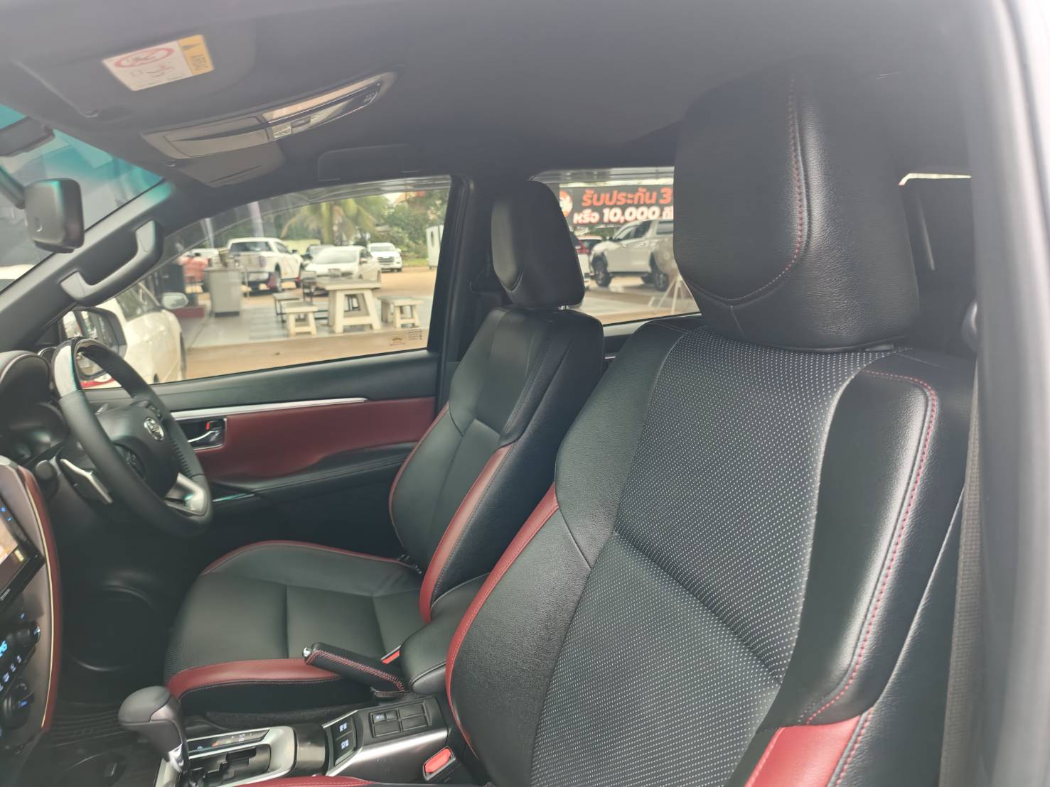 Toyota Fortuner 2.4 Legender 4 WD SUV AT 2021