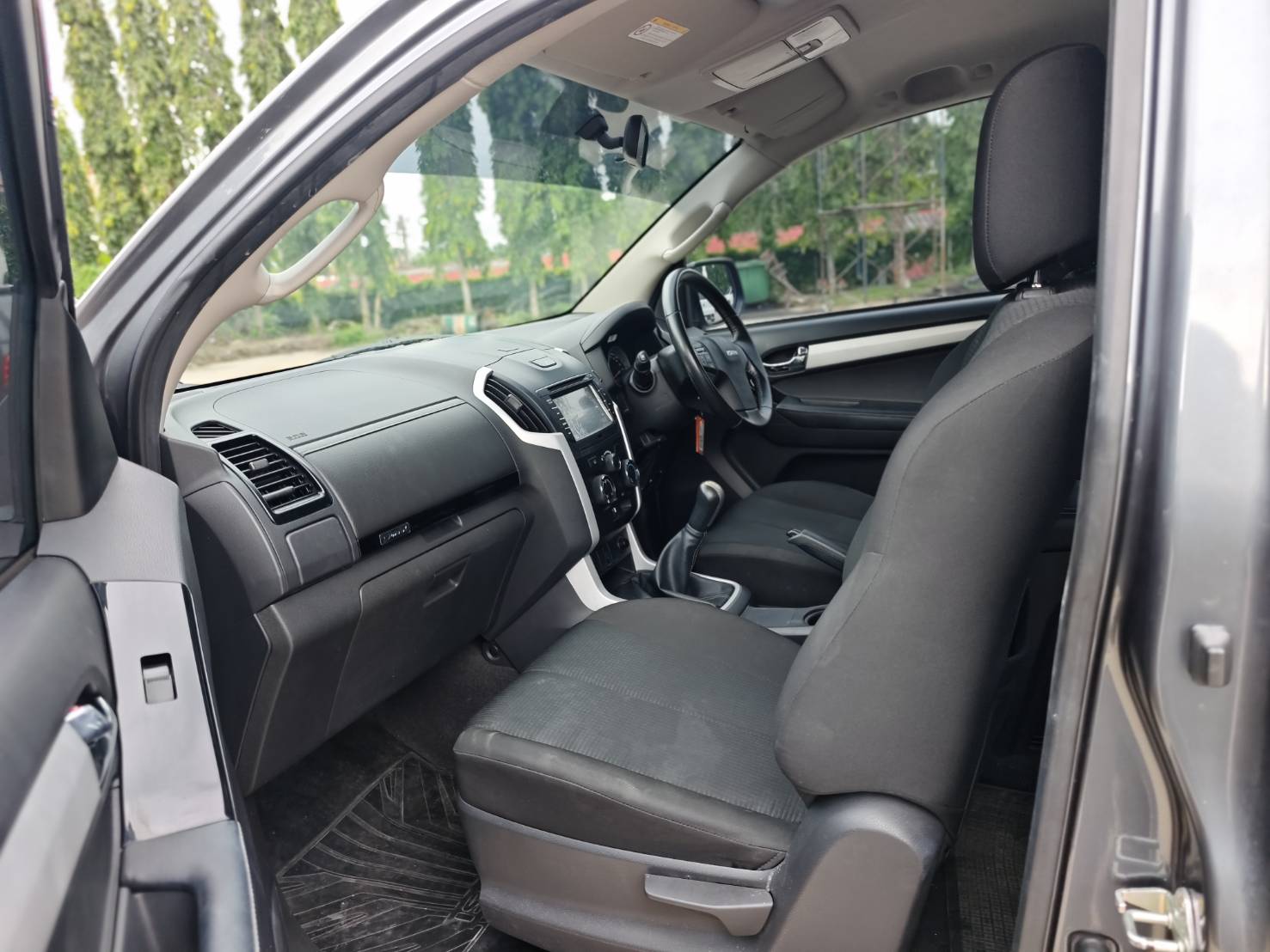Isuzu D-Max All New Blue Power Spacecab Hi-Lander 1.9 Ddi Z MT 2018