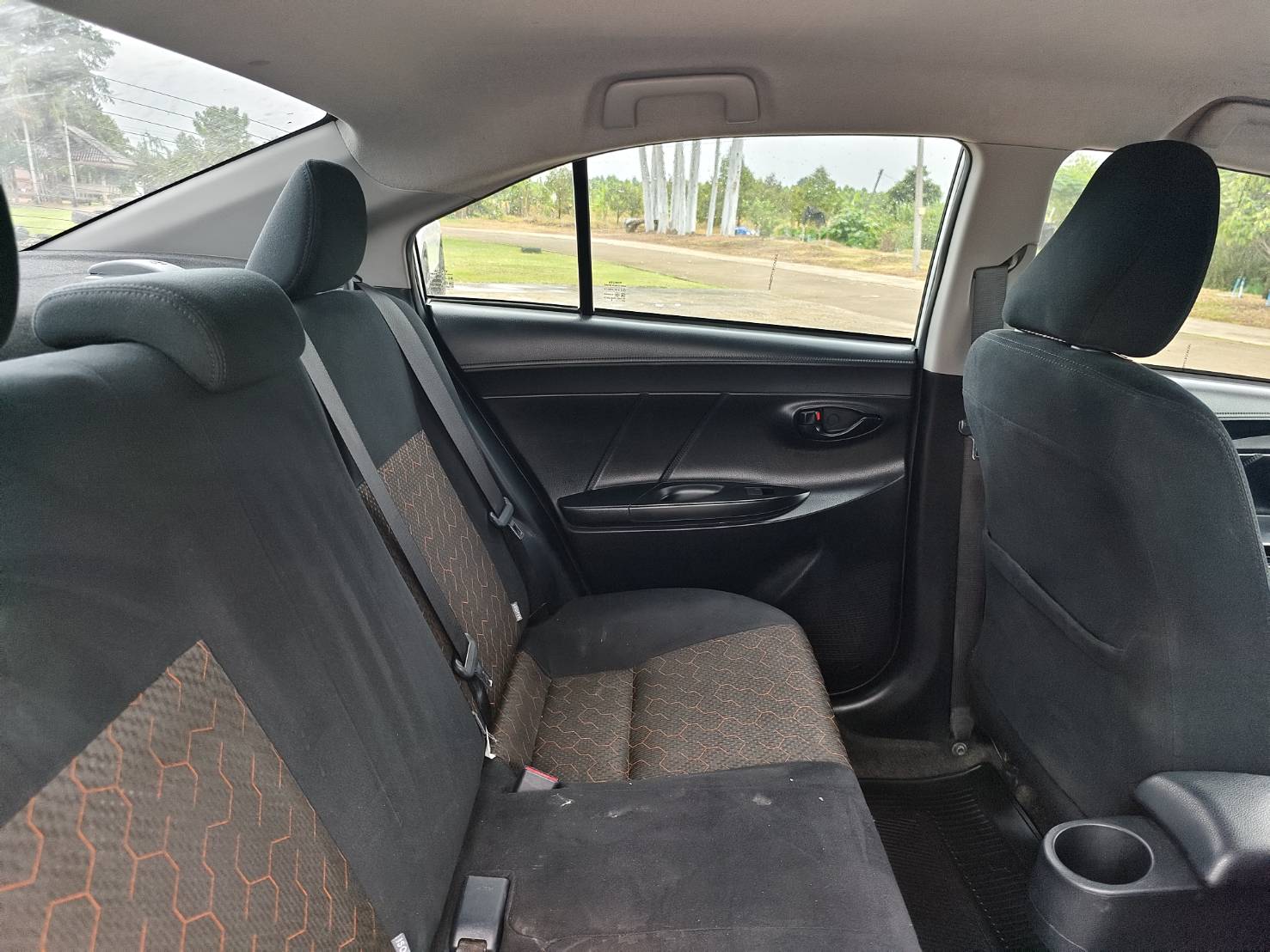 Toyota Vios 1.5 Entry Sedan AT ปี 2021