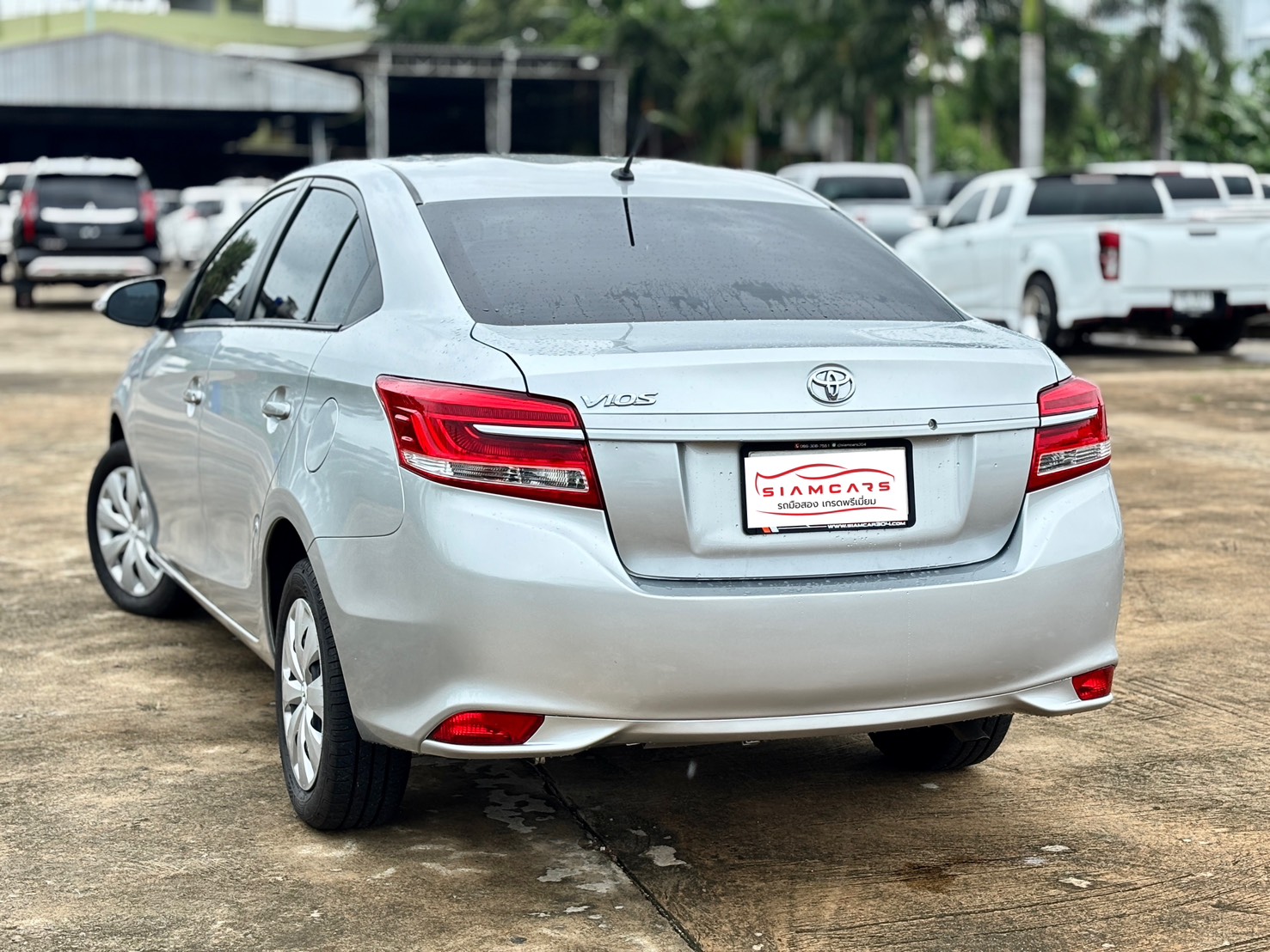 Toyota Vios 1.5 Entry Sedan AT ปี 2021