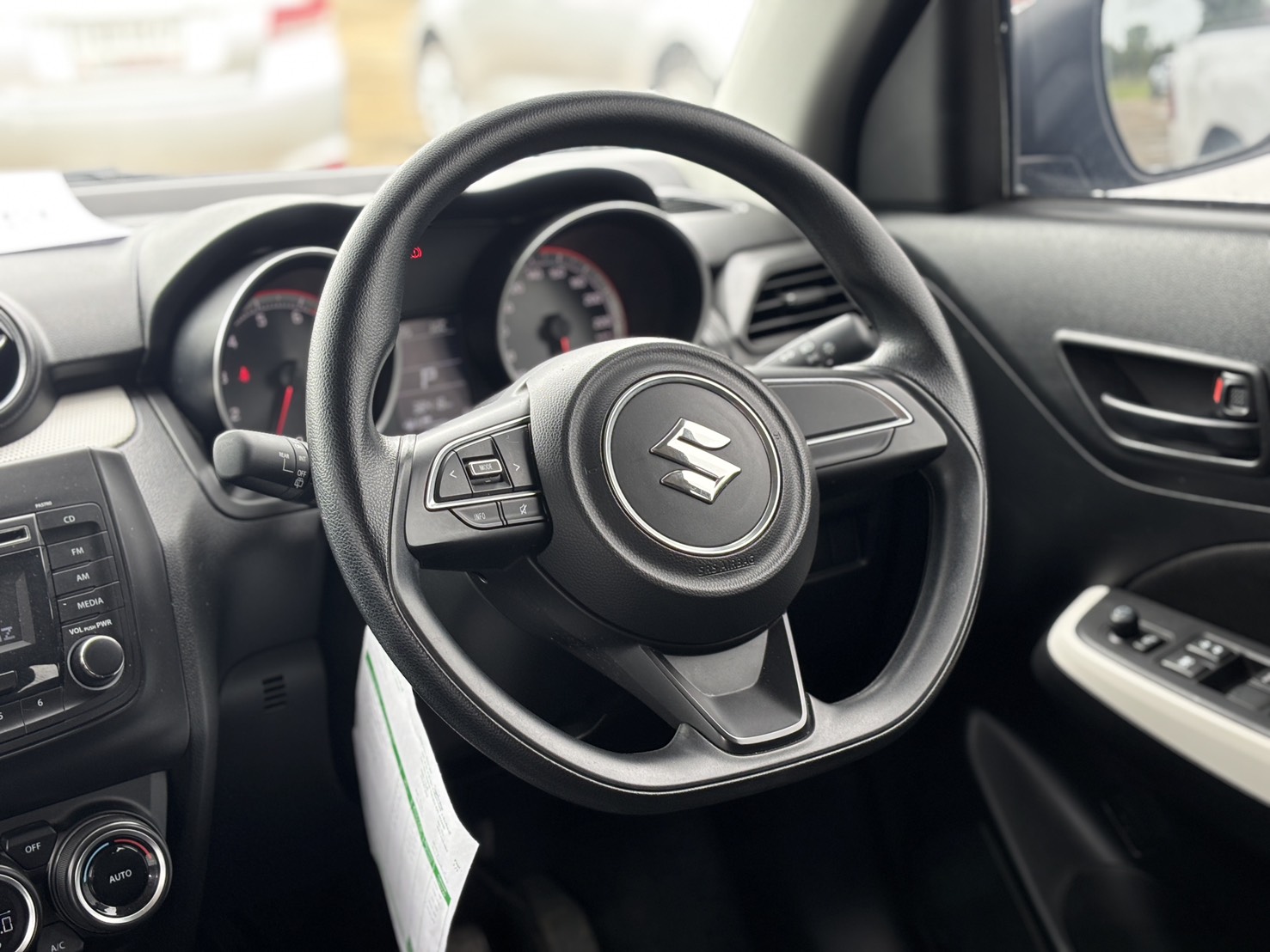 Suzuki Swift 1.2 GL Hatchback AT 2021