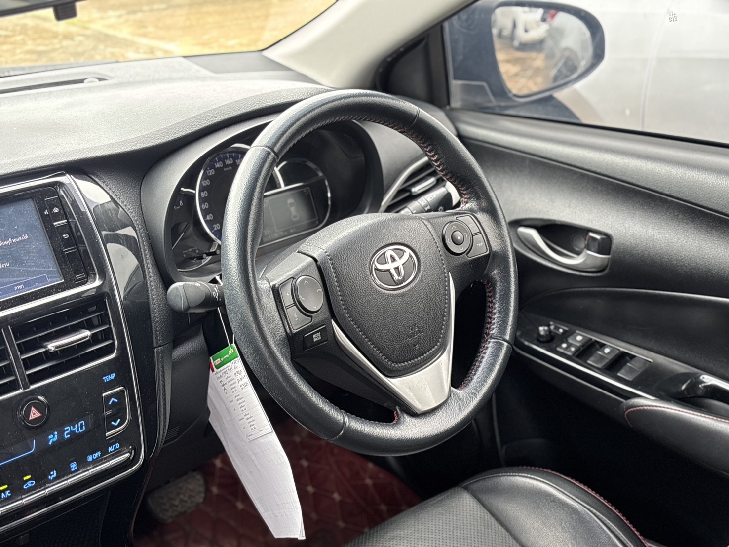 Toyota Yaris ATIV 1.2 High Sport Premium AT 2019
