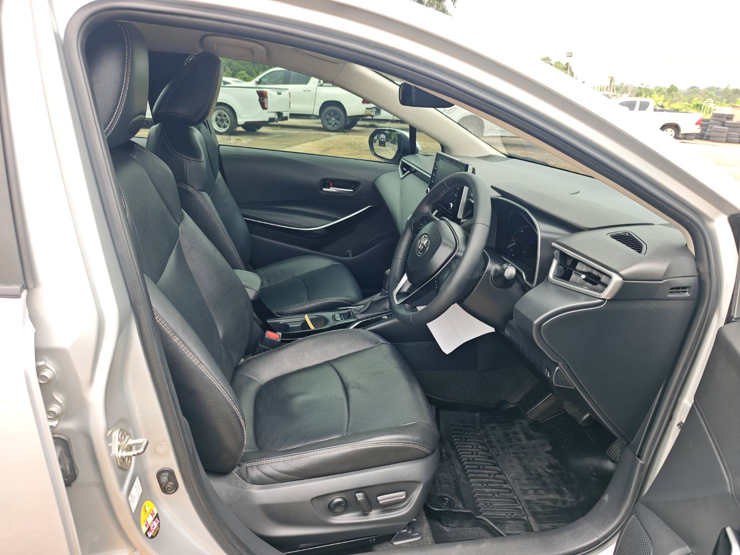Toyota Corolla Altis 1.8 Hybrid Mid Sedan AT ปี 2020