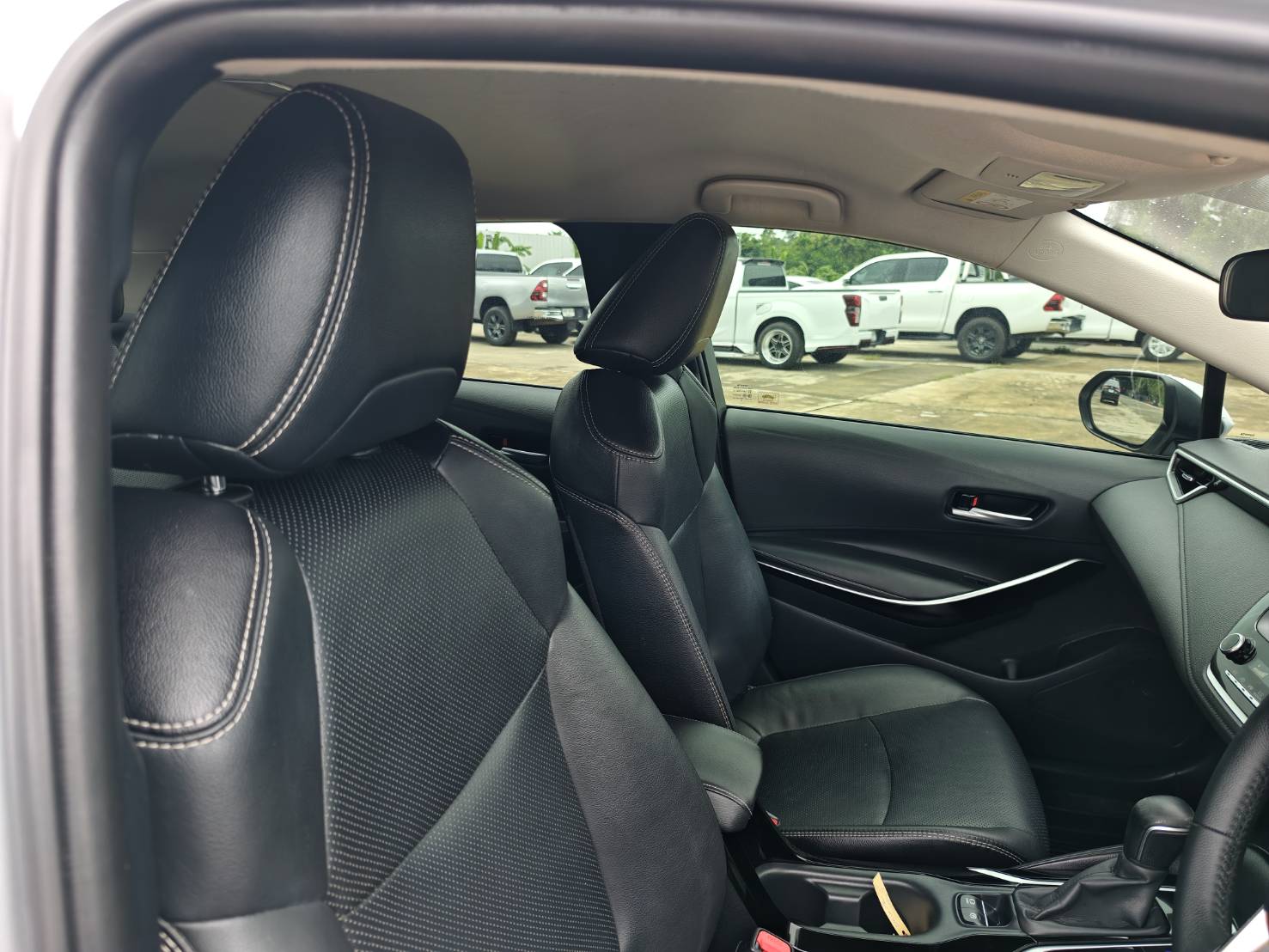 Toyota Corolla Altis 1.8 Hybrid Mid Sedan AT ปี 2020
