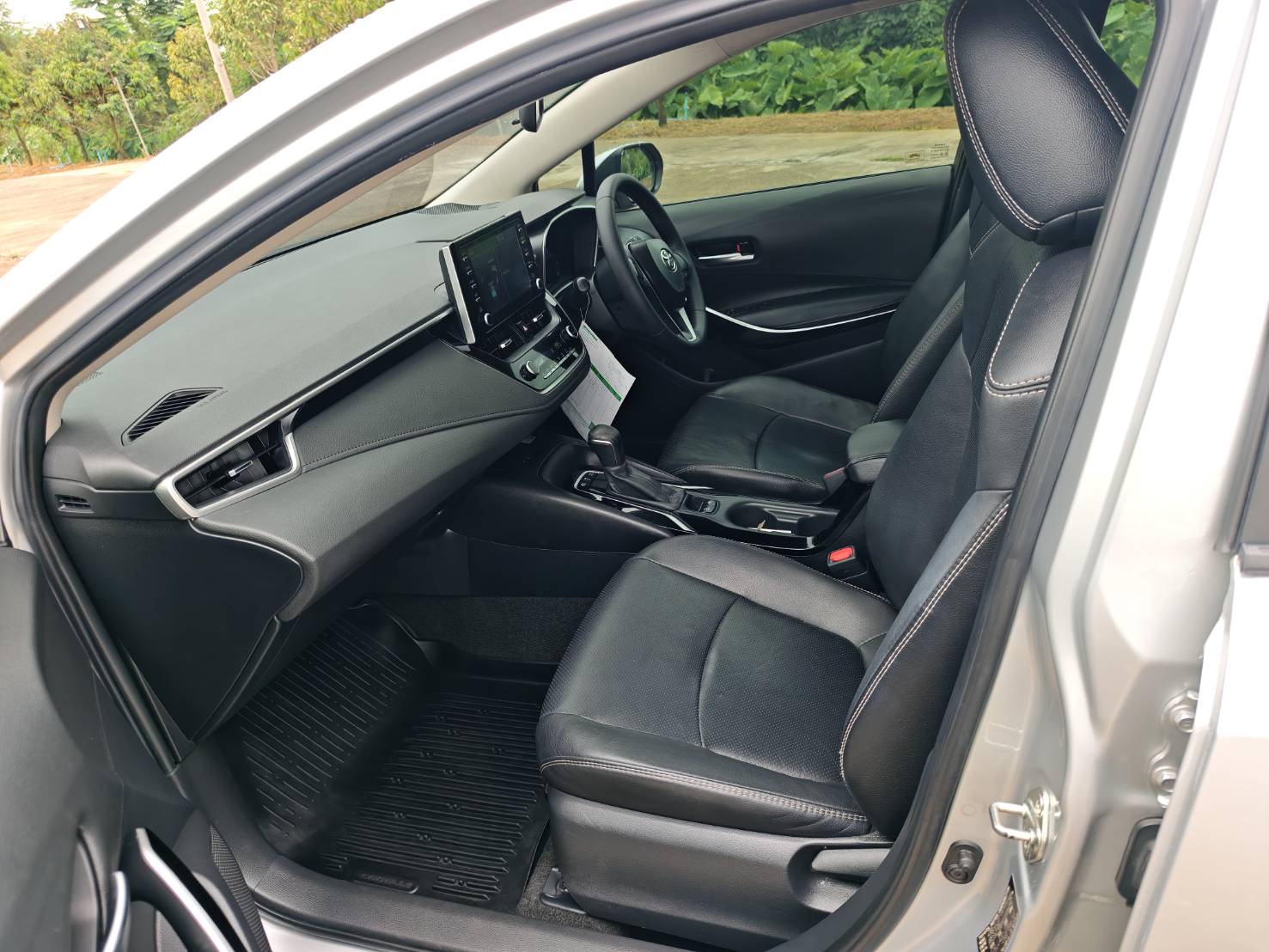 Toyota Corolla Altis 1.8 Hybrid Mid Sedan AT ปี 2020