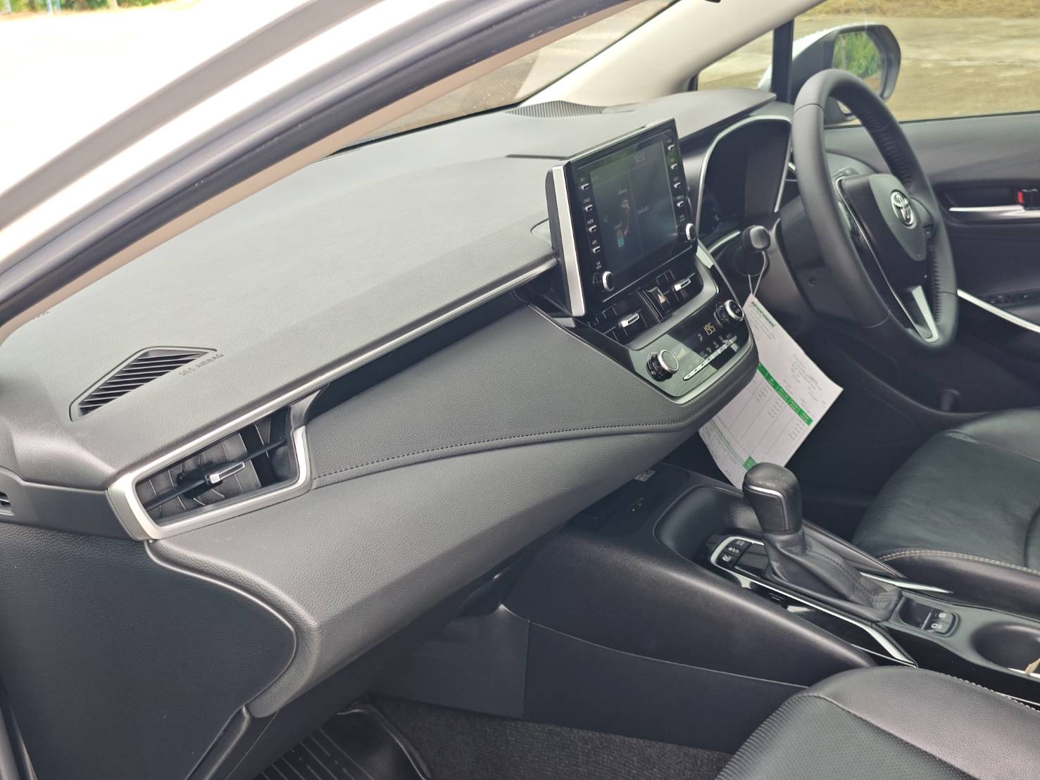 Toyota Corolla Altis 1.8 Hybrid Mid Sedan AT ปี 2020