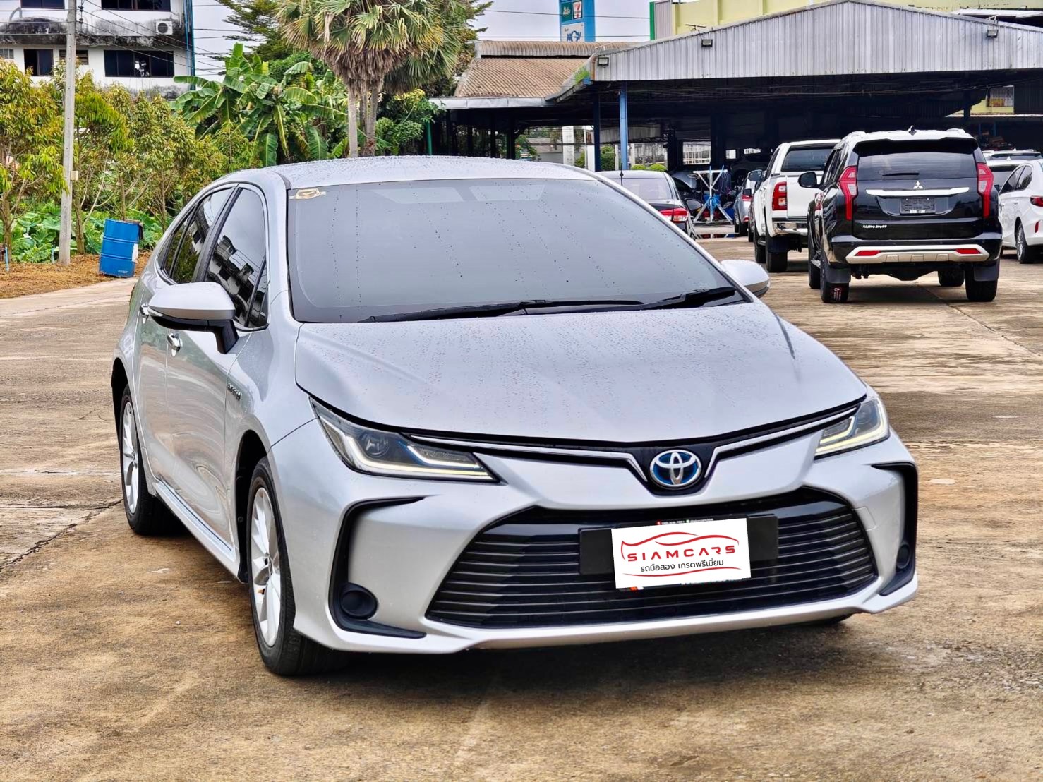 Toyota Corolla Altis 1.8 Hybrid Mid Sedan AT ปี 2020
