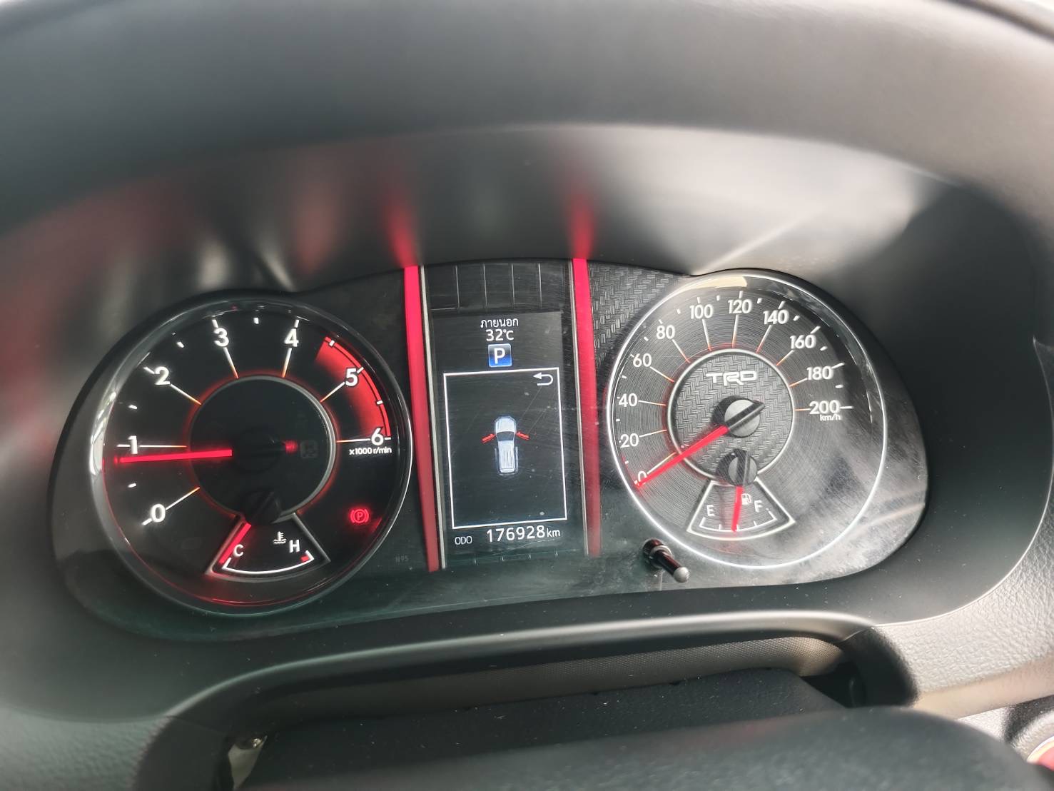 Toyota Fortuner 2.8 V TRD Sportivo SUV AT 2017