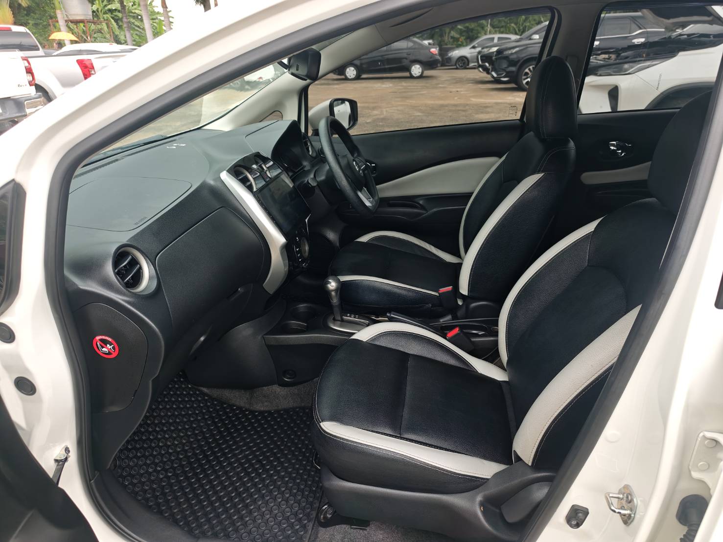 Nissan Note 1.2 VL Hatchback AT 2020