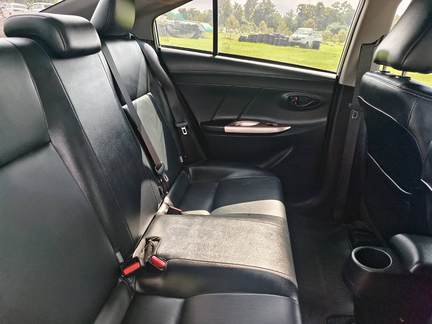 Toyota Vios 1.5 Mid Sedan AT ปี 2021