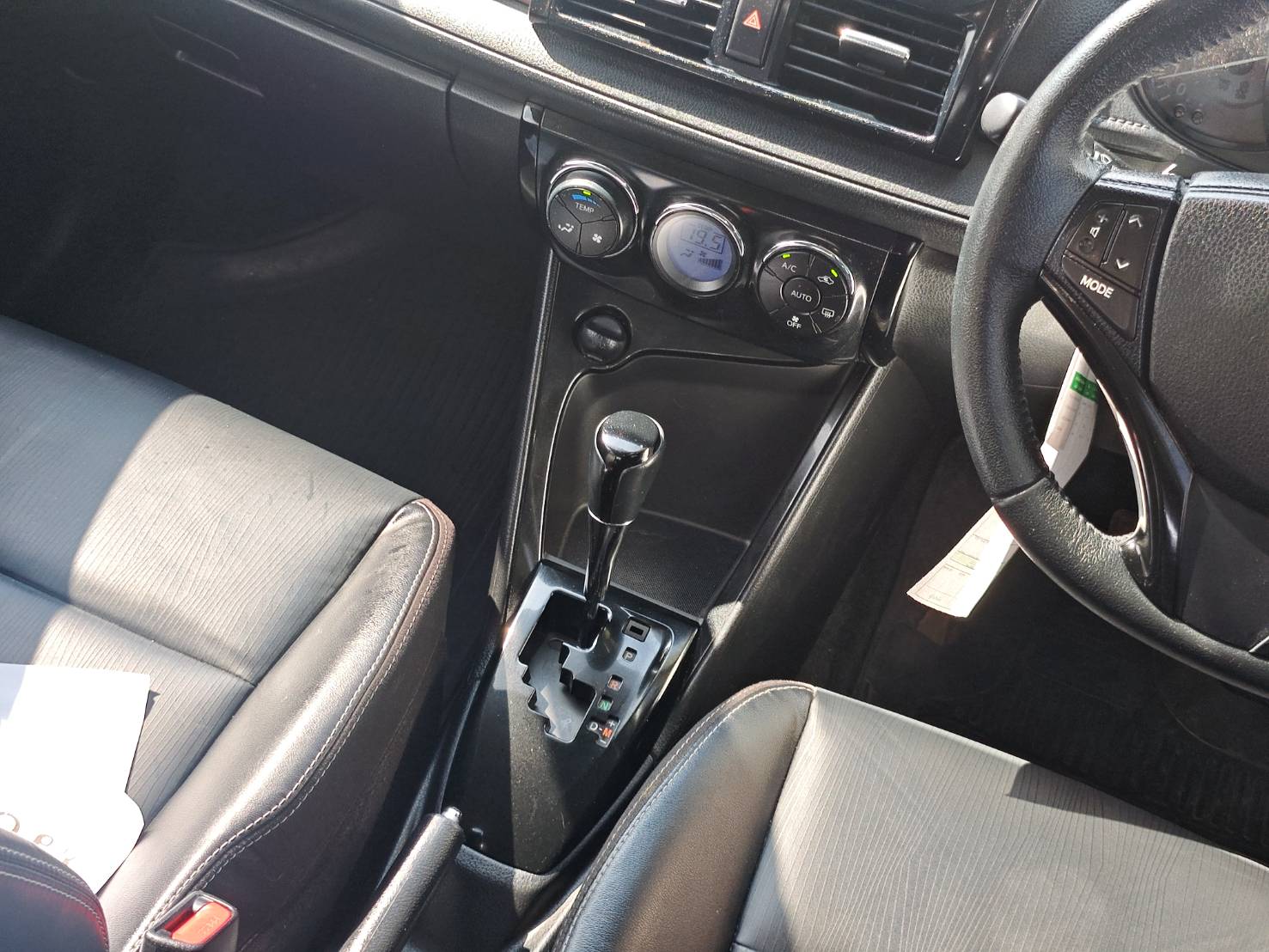 Toyota Vios 1.5 Mid Sedan AT ปี 2021