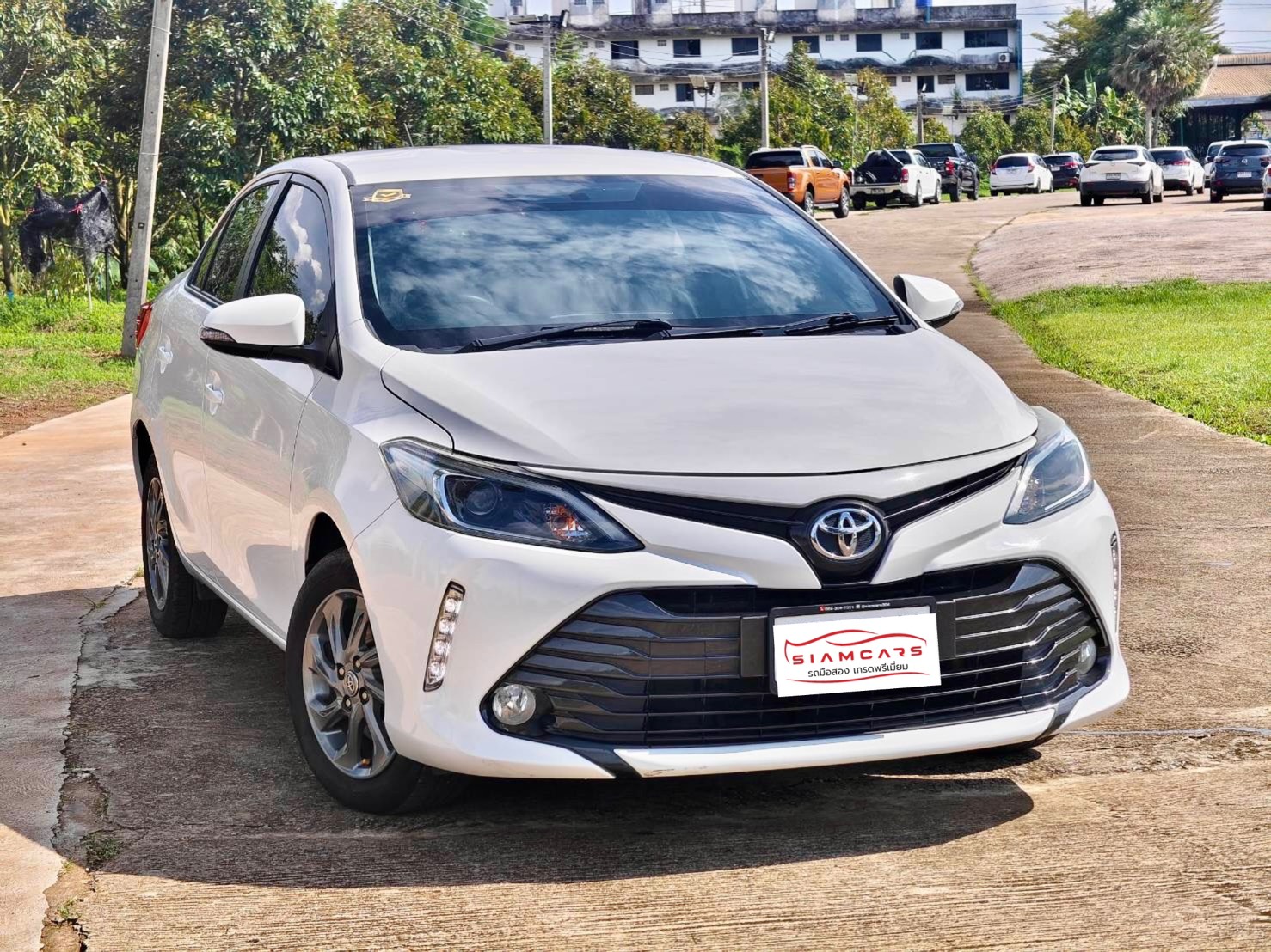Toyota Vios 1.5 Mid Sedan AT ปี 2021