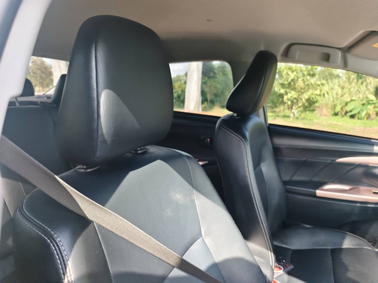 Toyota Vios 1.5 Mid Sedan AT ปี 2022