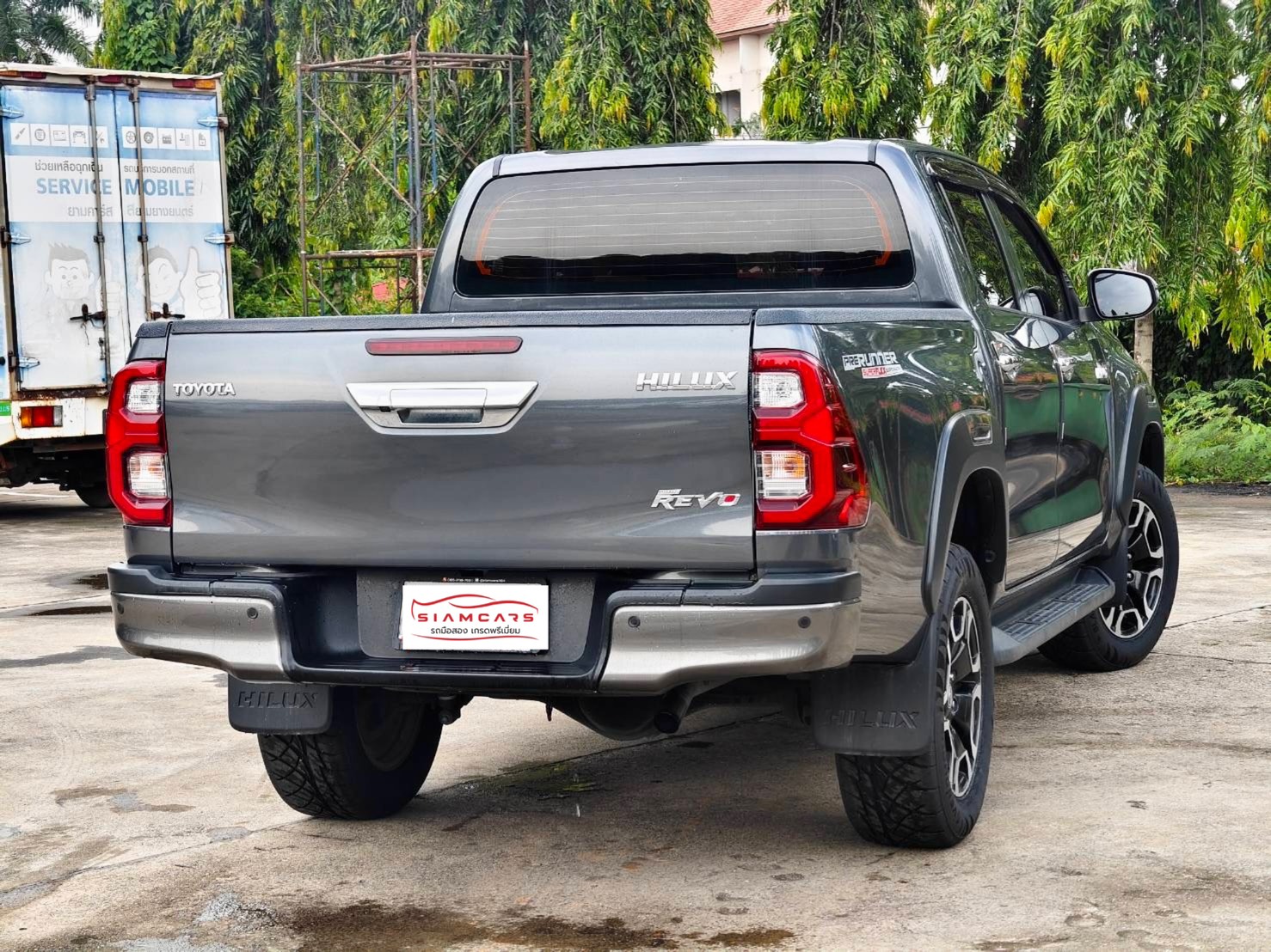 Toyota Hilux Revo Double Cab 2.4 Mid Prerunner MT 2023