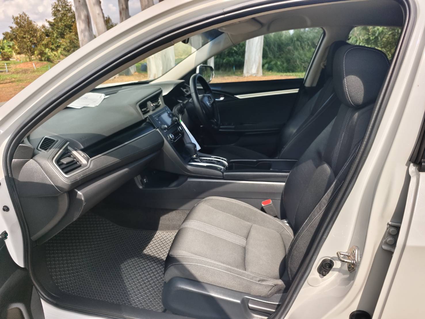 Honda Civic 1.8 E Sedan AT 2021