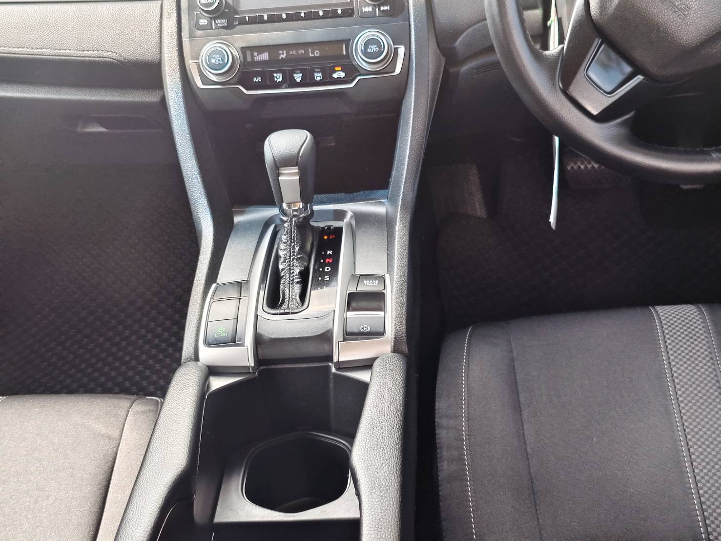 Honda Civic 1.8 E Sedan AT 2021