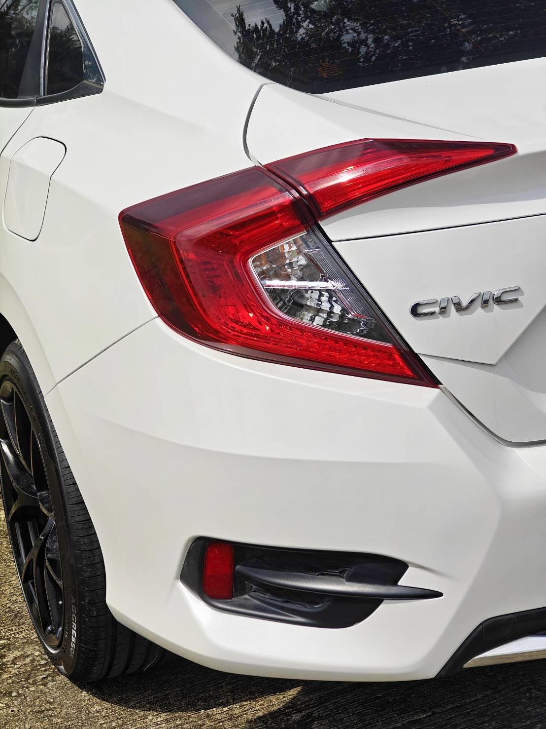 Honda Civic 1.8 E Sedan AT 2021