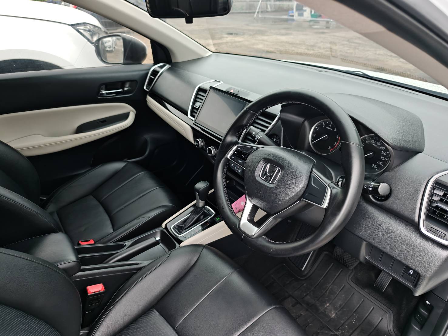 Toyota Camry 2.0 G Sedan AT 2021