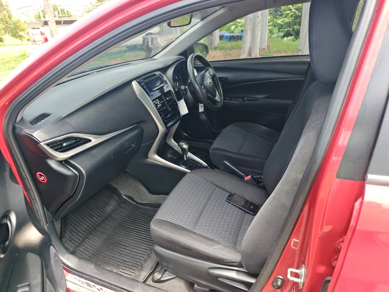 Toyota Yaris ATIVE 1.2 E Sport AT 2017
