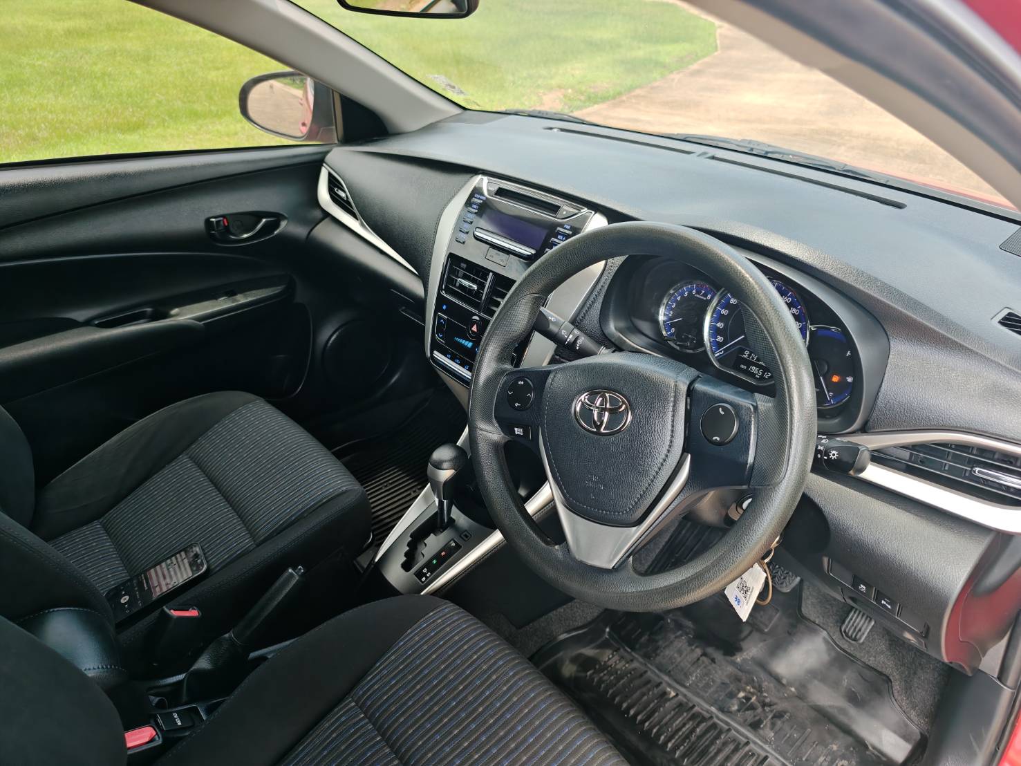 Toyota Yaris ATIVE 1.2 E Sport AT 2017