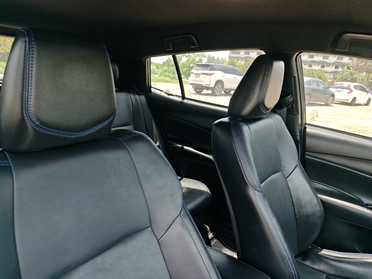 Toyota Yaris 1.2 Sport Hatchback AT ปี 2022