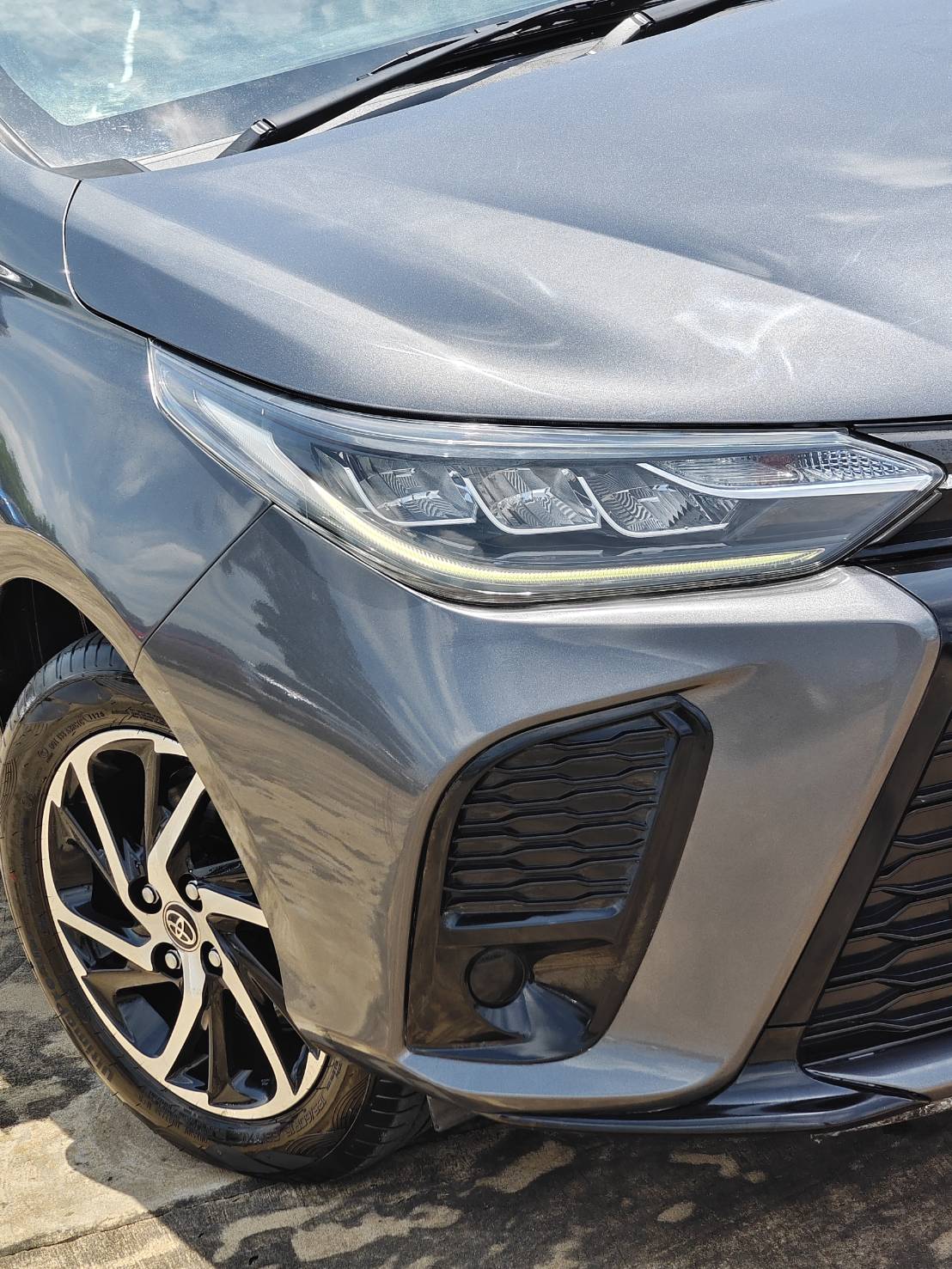 Toyota Yaris 1.2 Sport Hatchback AT ปี 2022