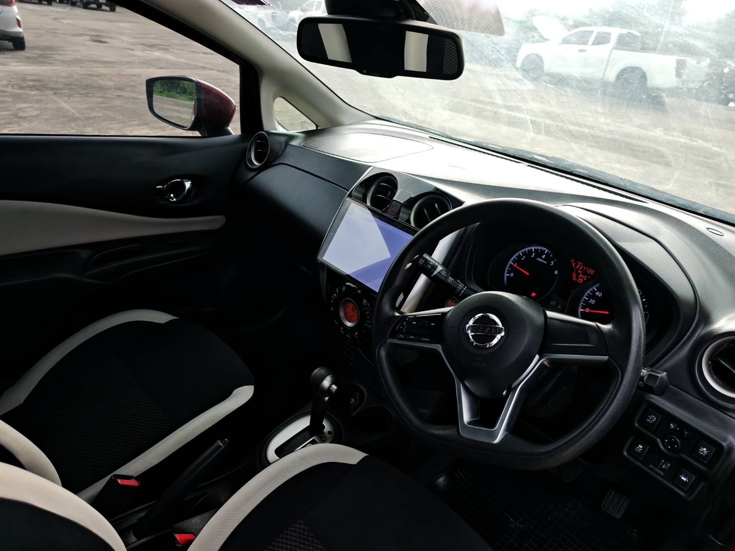Nissan Note 1.2 VL Hatchback AT 2018