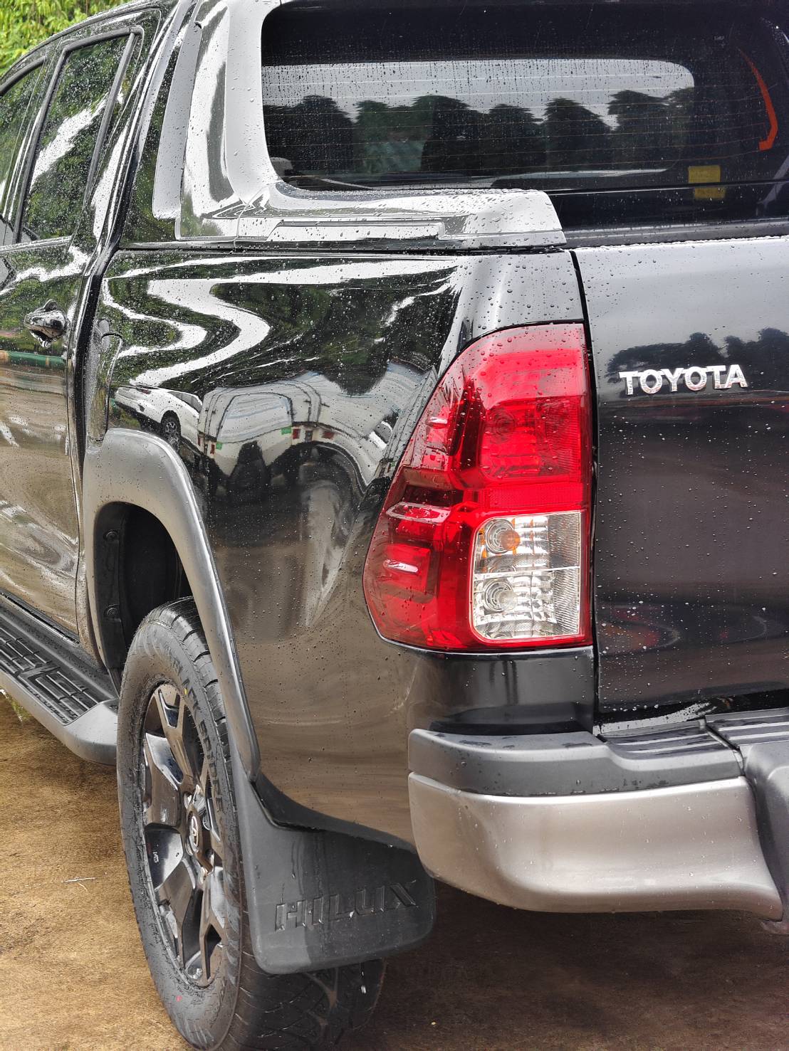 Toyota Hilux Revo Rocco Double Cab 2.4 Prerunner MT 2019