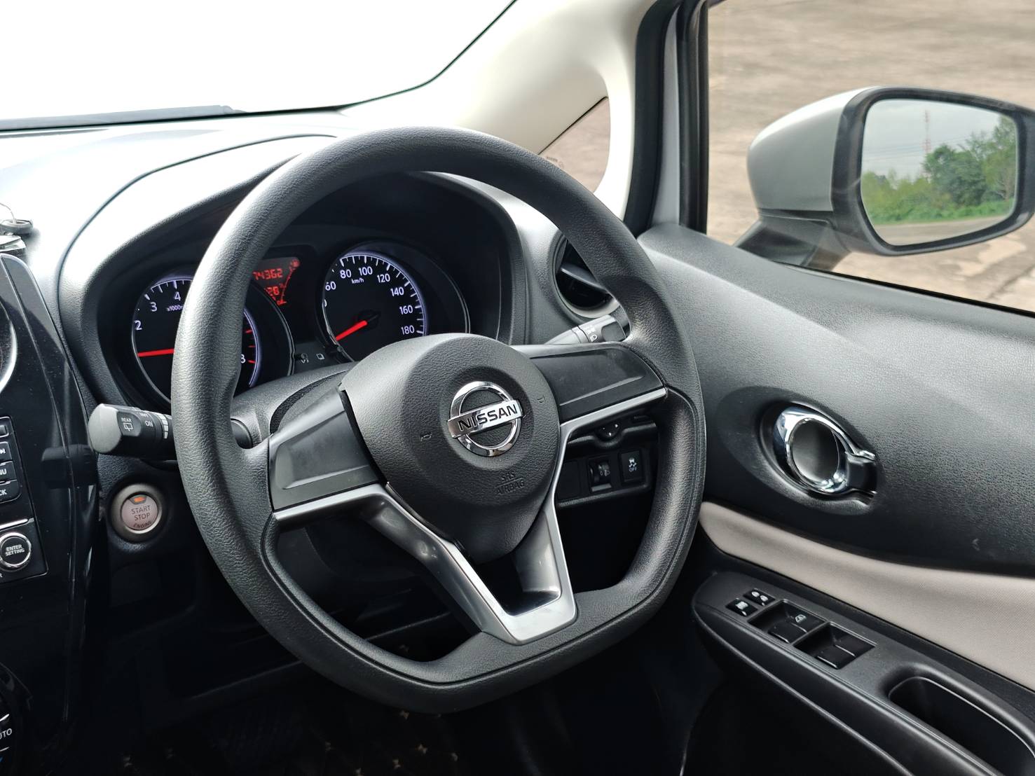 Nissan Note 1.2 V Hatchback AT 2018