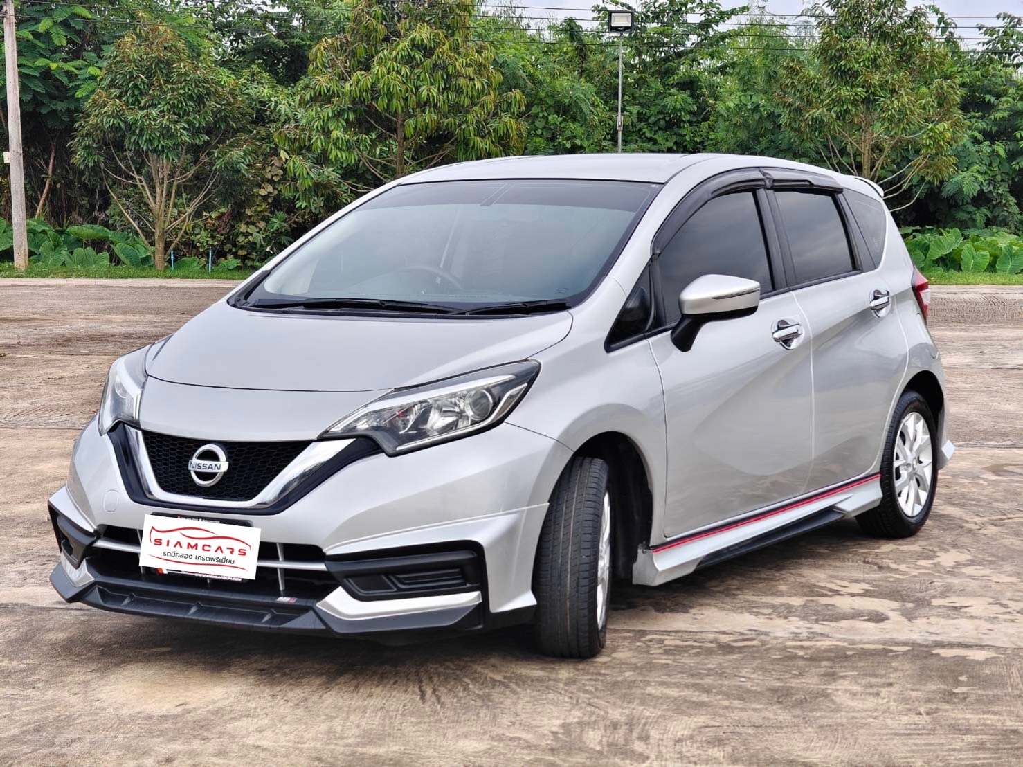 Nissan Note 1.2 V Hatchback AT 2018