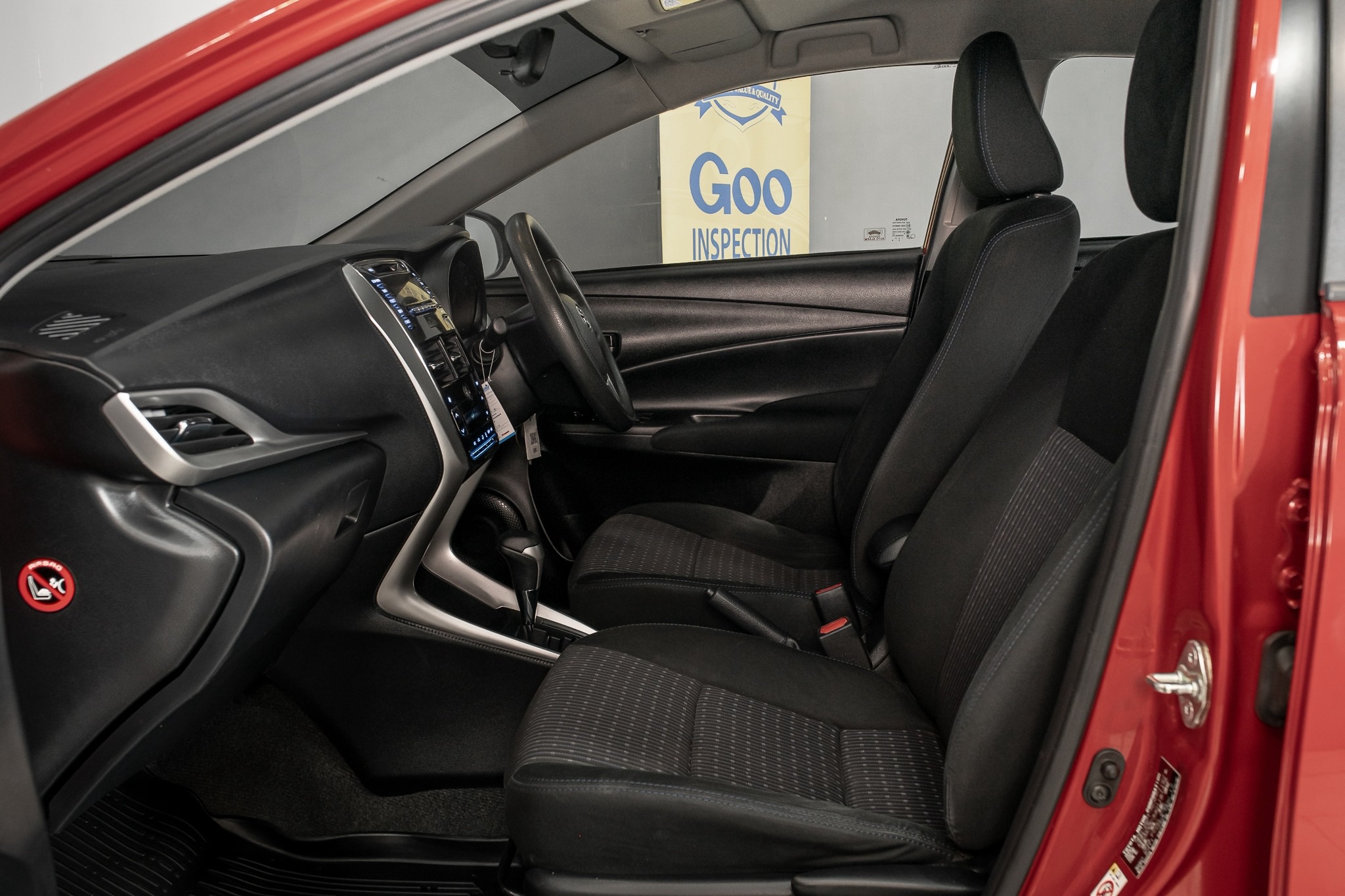Toyota Yaris ATIVE 1.2 E Sport AT 2017