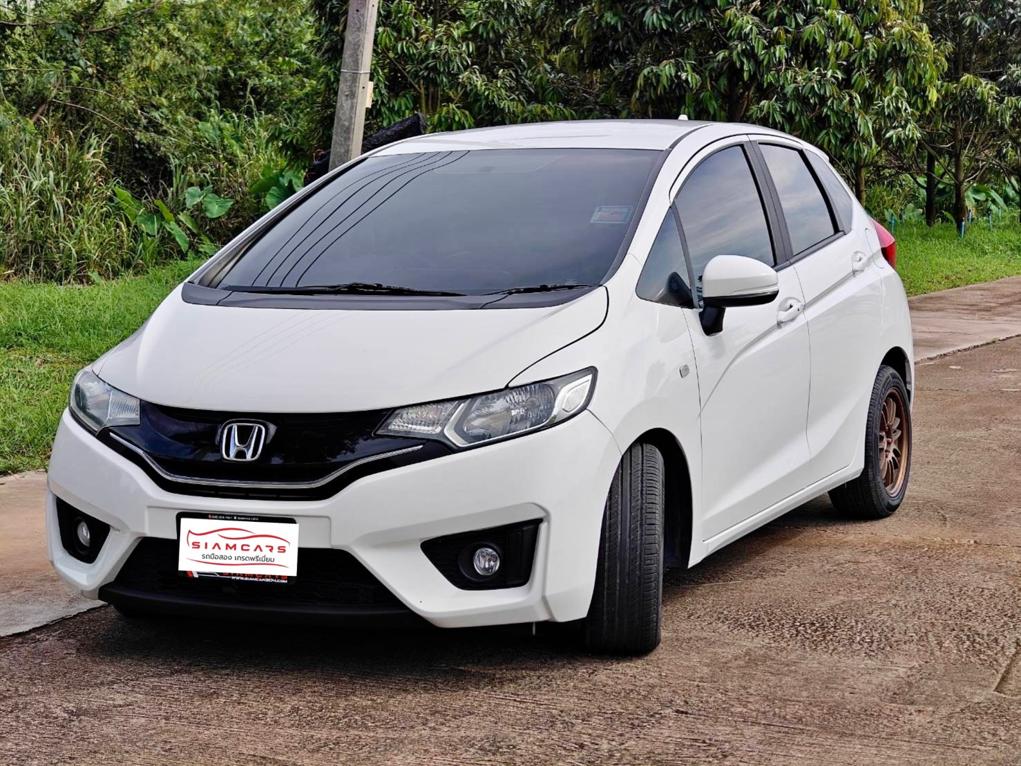 Honda Jazz 1.5 V+ Hatchback AT 2016