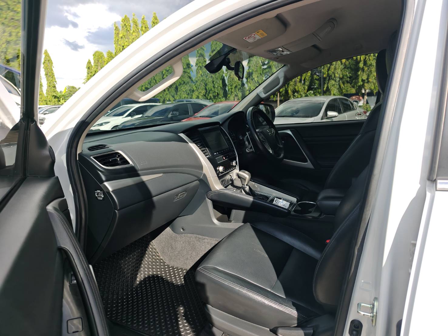 Mitsubishi Pajero Sport 2.4 GT Plus SUV AT 2021
