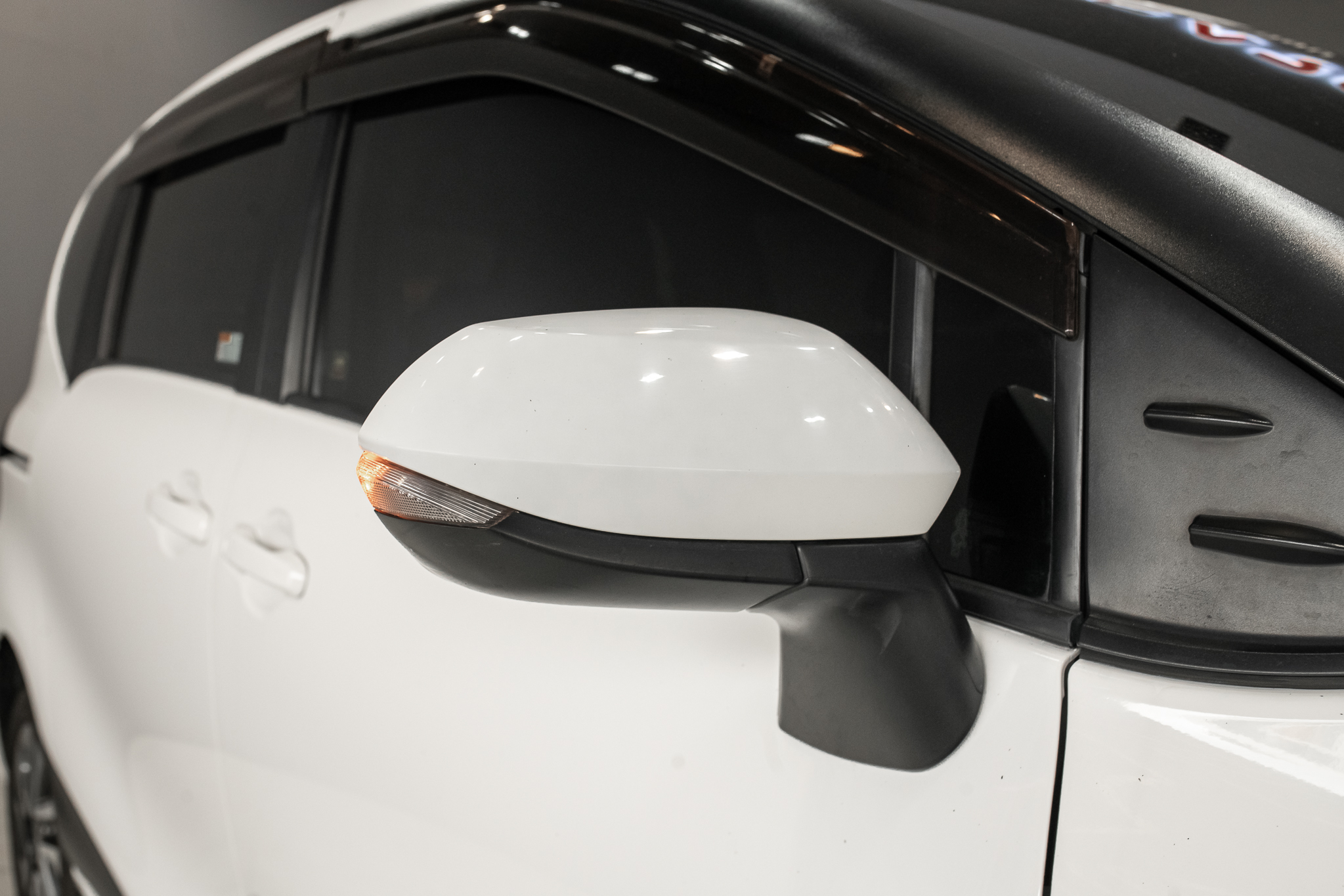 Toyota Sienta 1.5 V SUV AT 2017