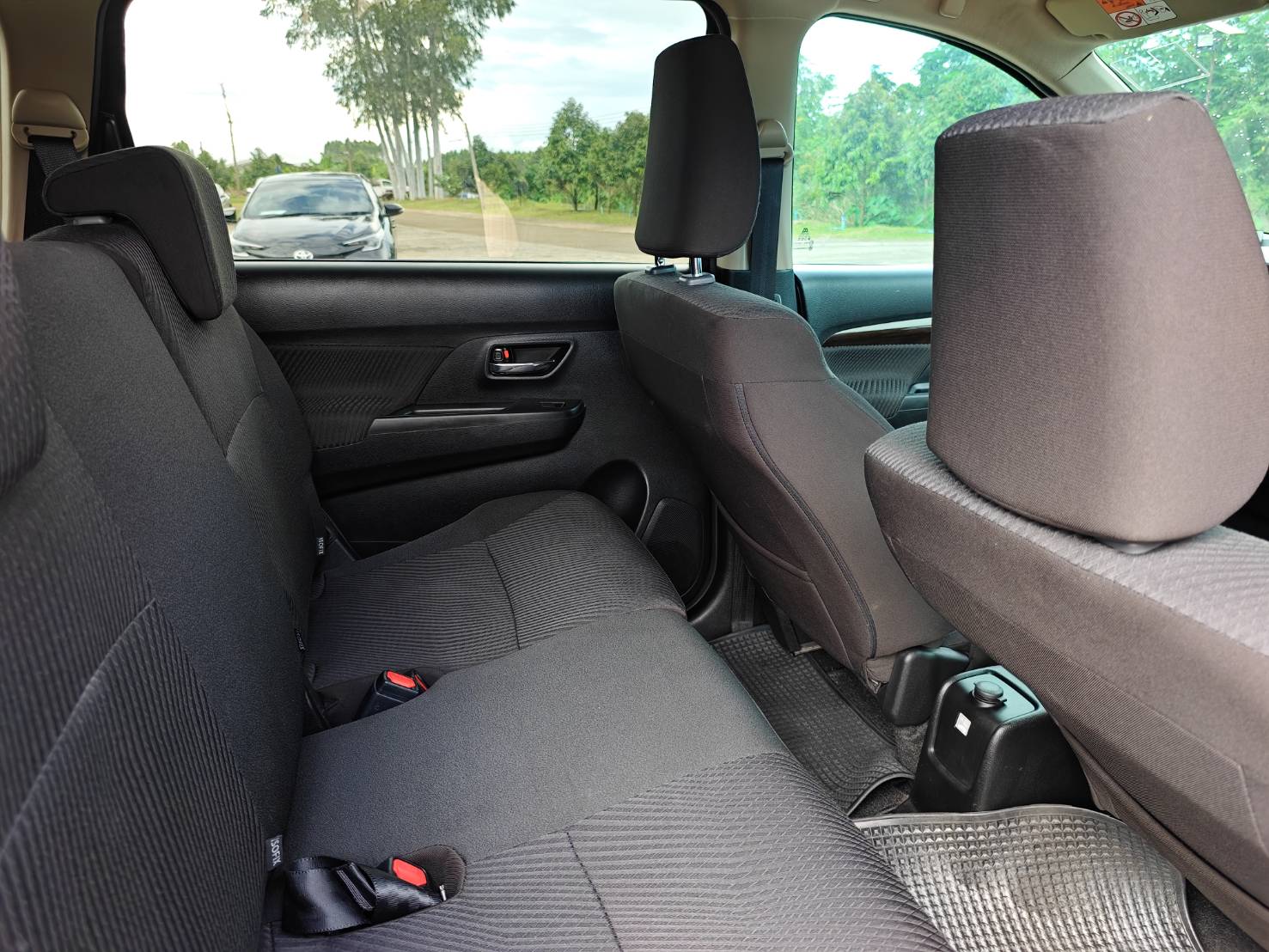 Suzuki Ertiga 1.5 GX SUV AT 2019