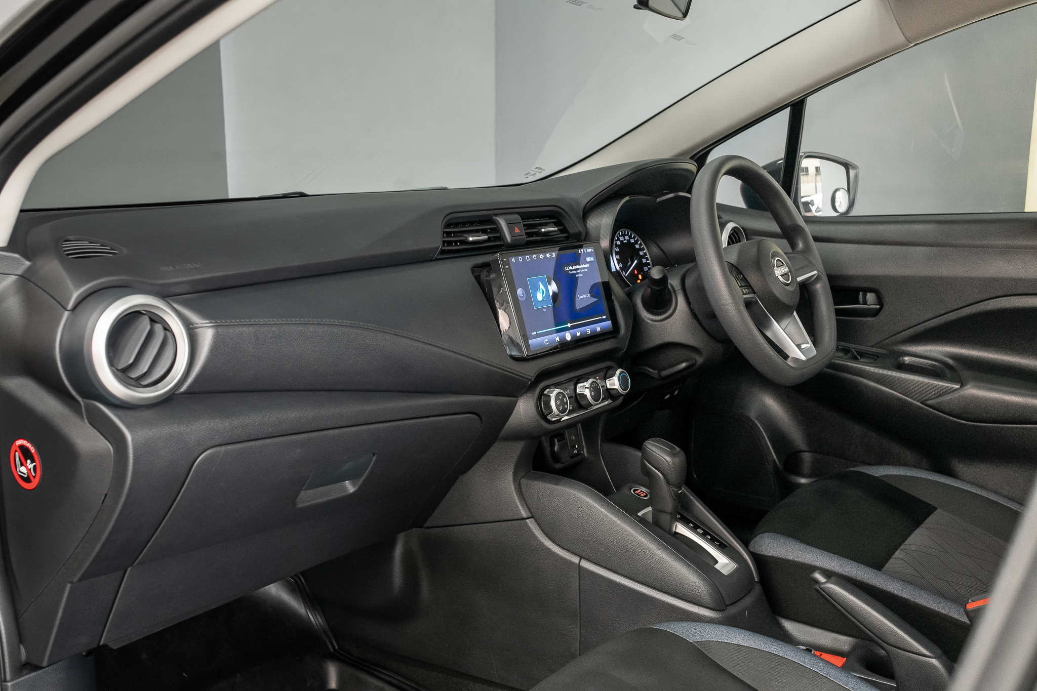 Nissan Almera Turbo 1.0 New E Sedan AT 2024