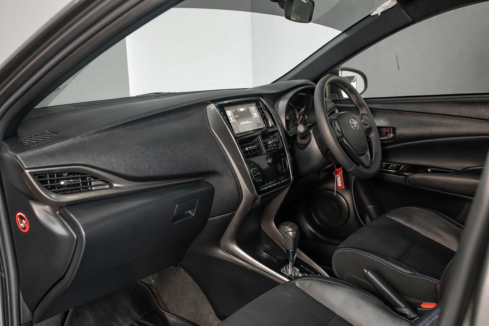Toyota Yaris 1.2 Sport Hatchback AT ปี 2022