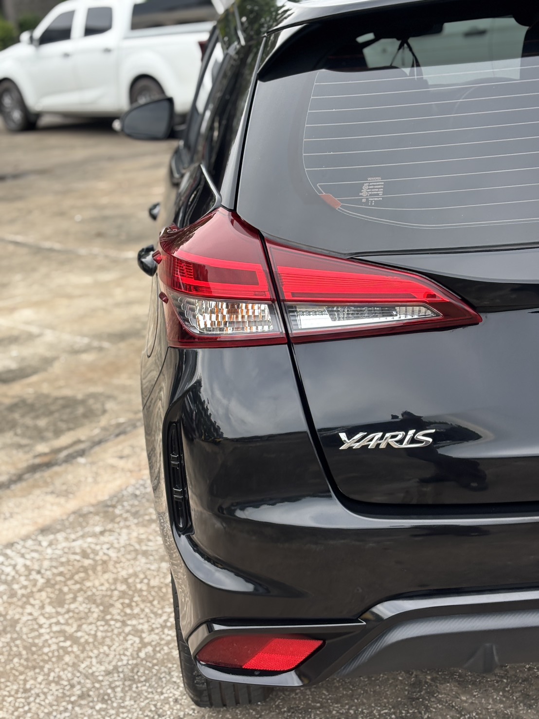 Toyota Yaris 1.2 Sport Hatchback AT ปี 2023