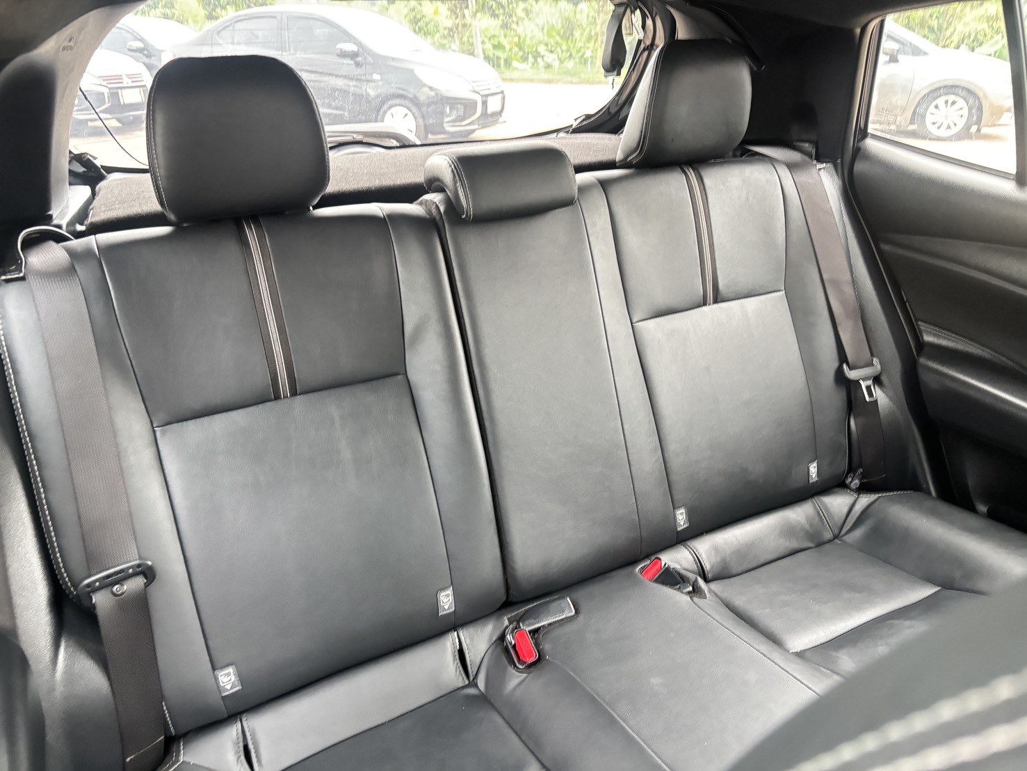 Toyota Yaris 1.2 Sport Hatchback AT ปี 2023