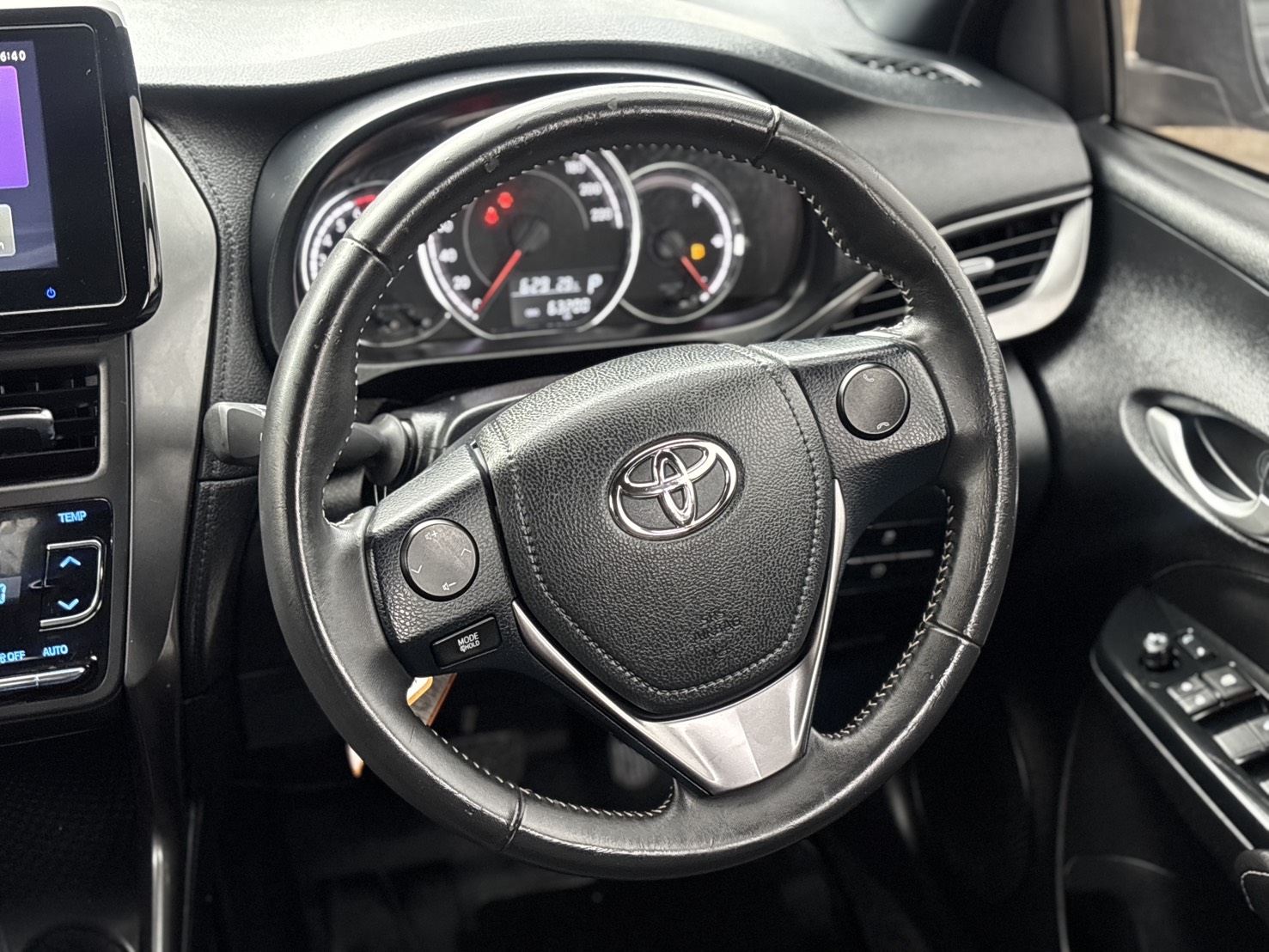 Toyota Yaris 1.2 Sport Hatchback AT ปี 2023