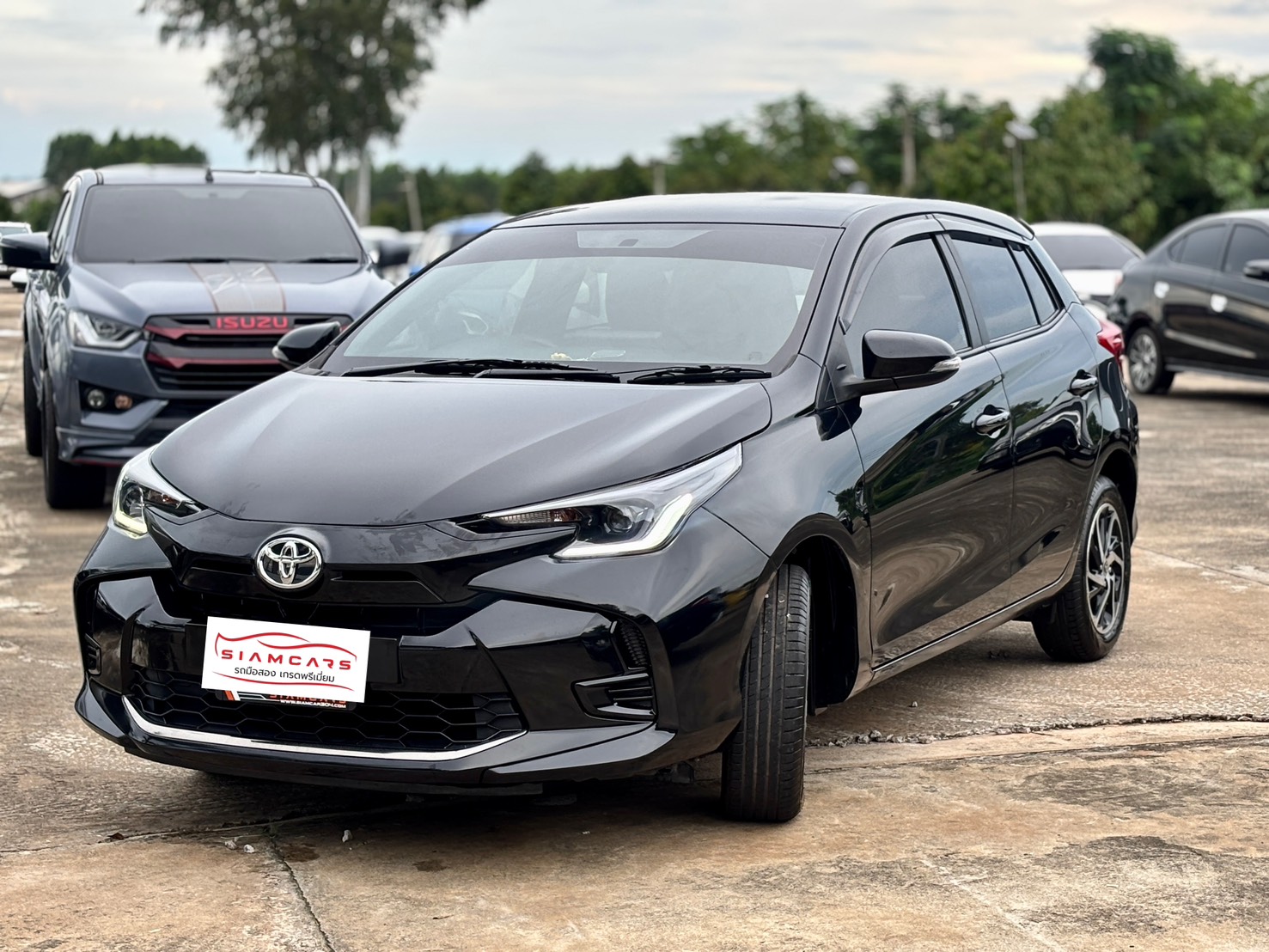 Toyota Yaris 1.2 Sport Hatchback AT ปี 2023