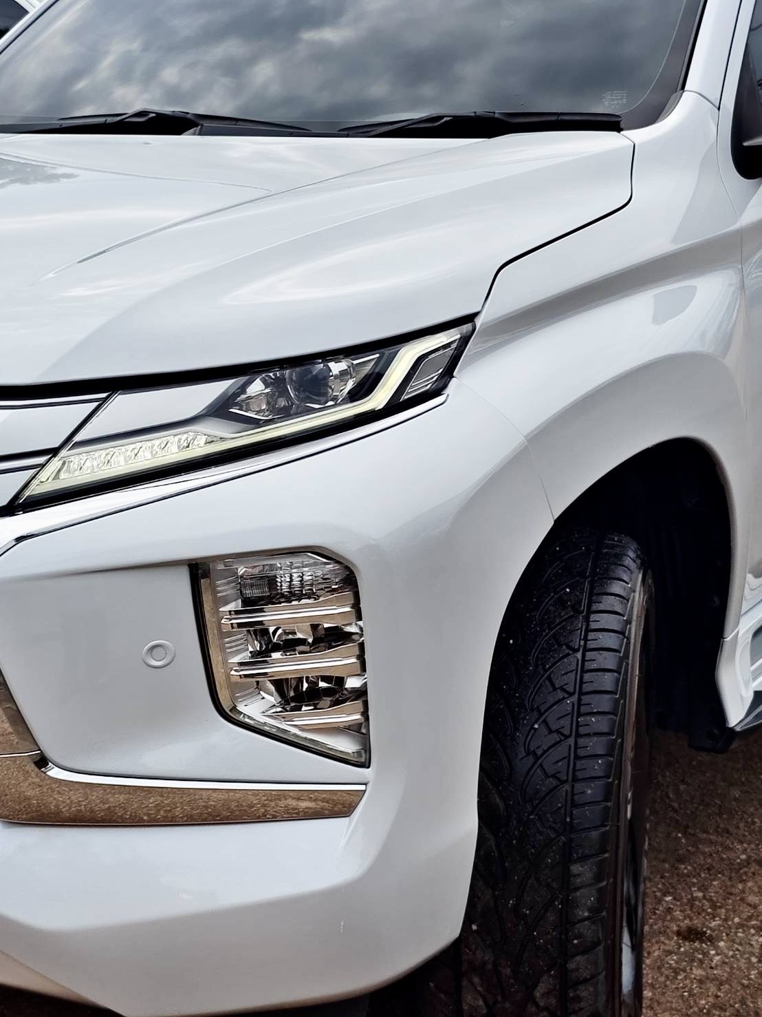 Mitsubishi Pajero Sport 2.4 GT Premium 2 wd SUV AT 2022
