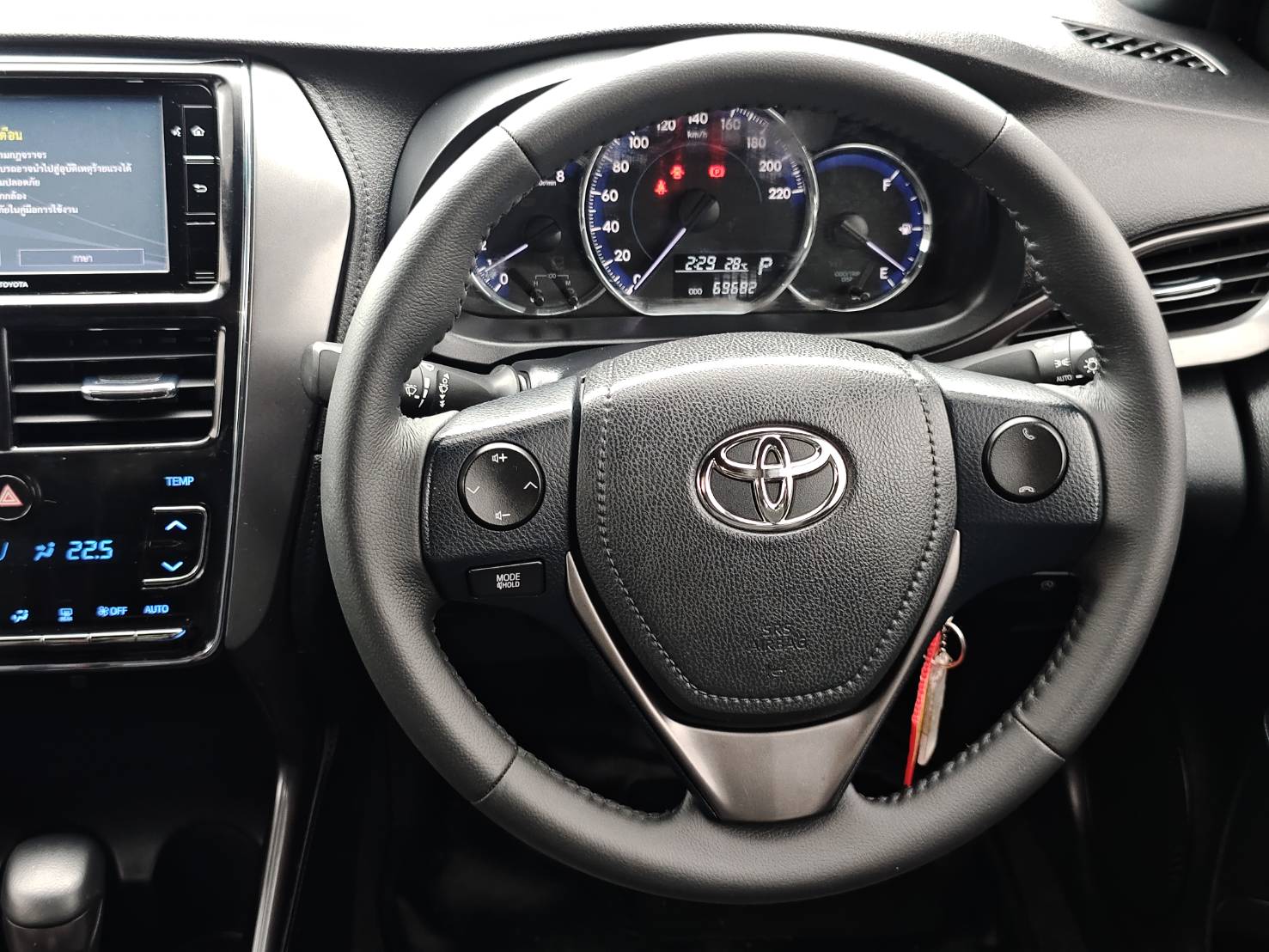 Toyota Yaris 1.2 Sport Hatchback AT ปี 2022