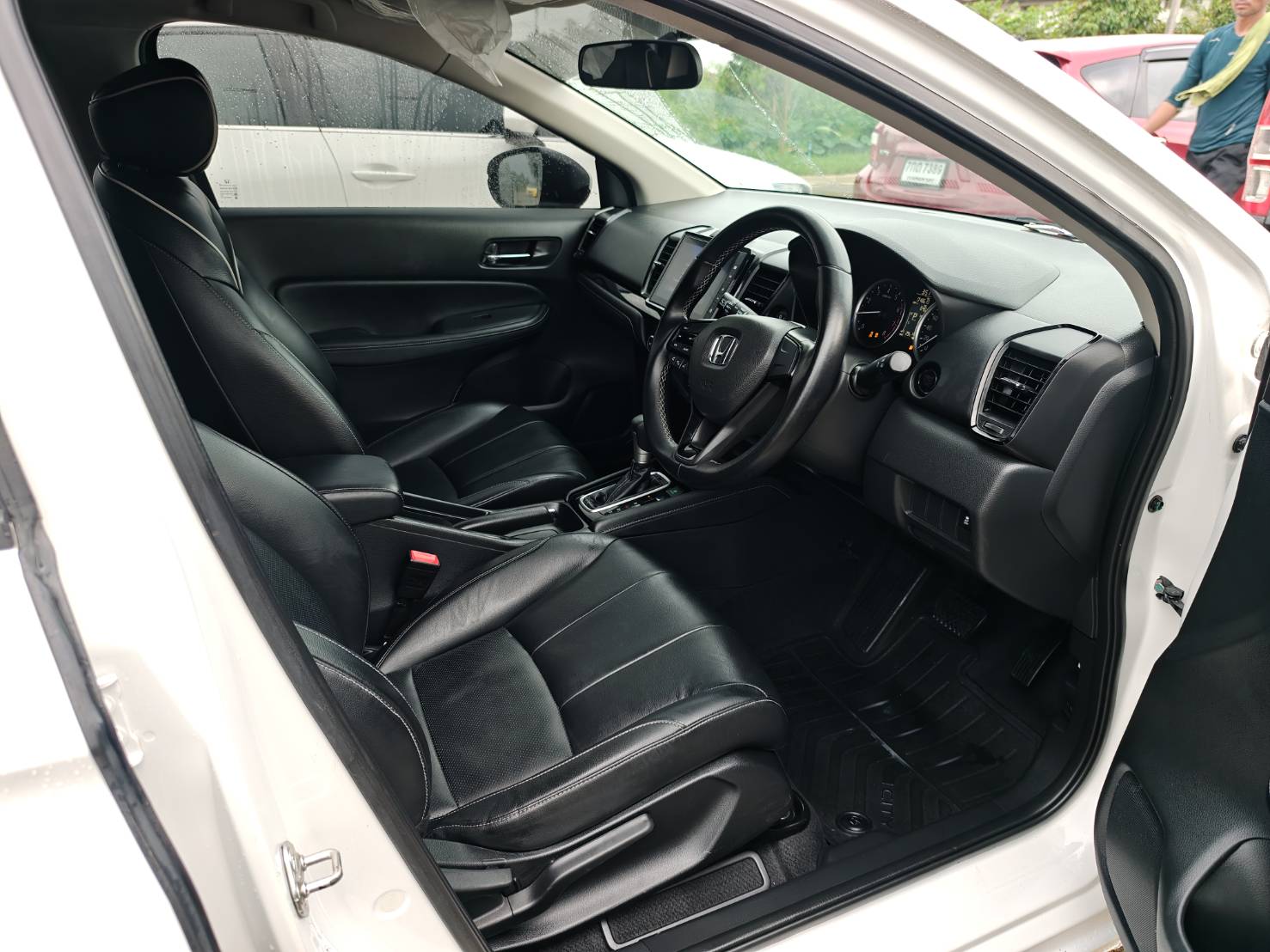 Honda City Turbo 1.0 SV (Hatchback) AT 2021