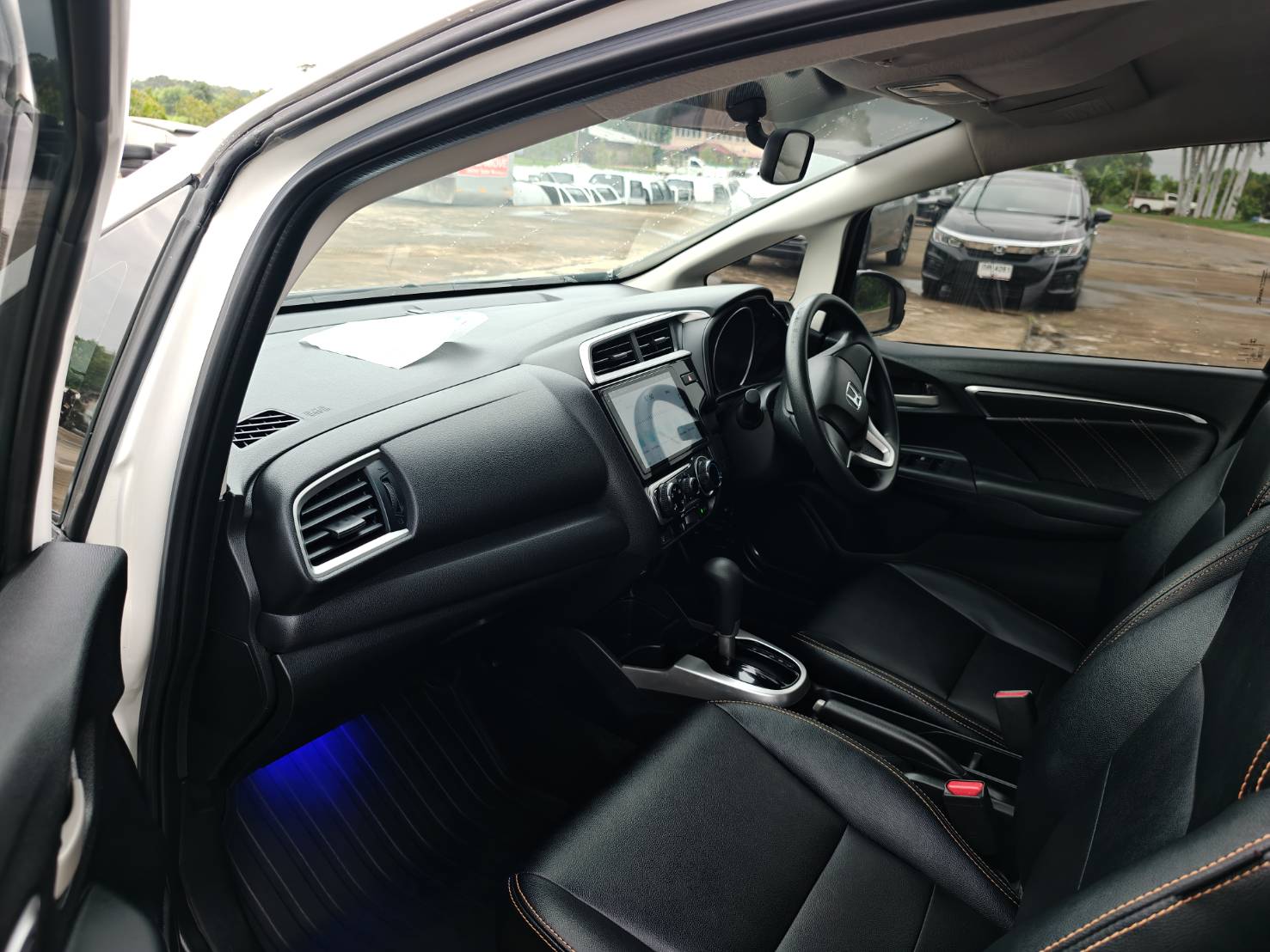 Honda Jazz 1.5 S Hatchback AT 2018