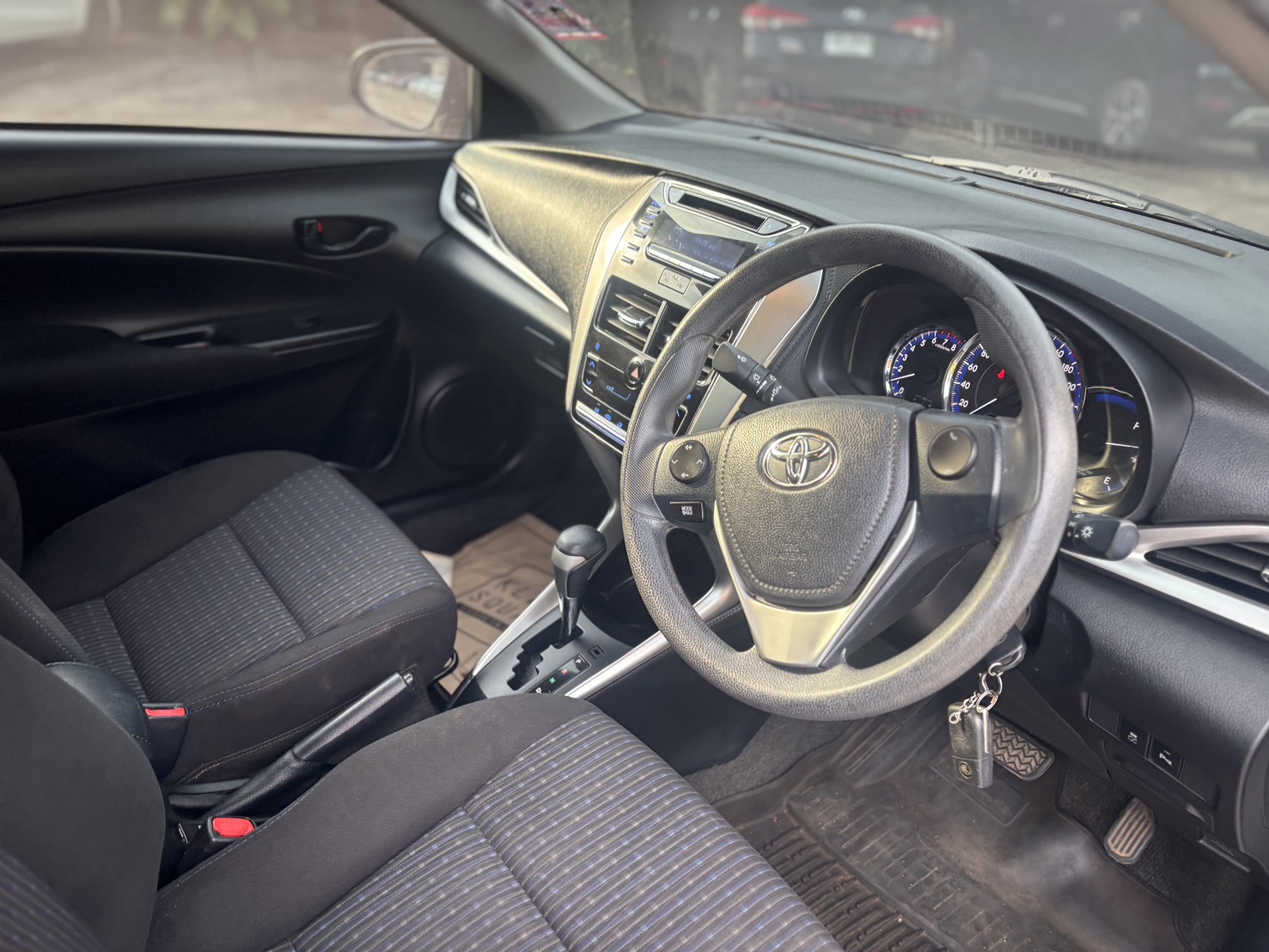 Toyota Yaris ATIVE 1.2 E Sport AT 2018